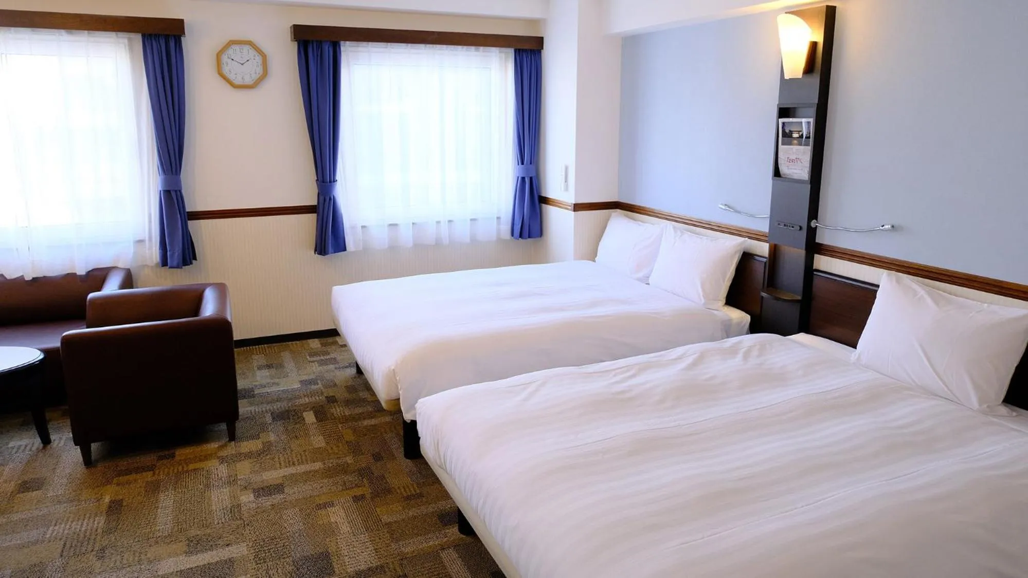 Bedroom, Bed in Toyoko Inn Tokyo Nihombashi Zeimusho Mae