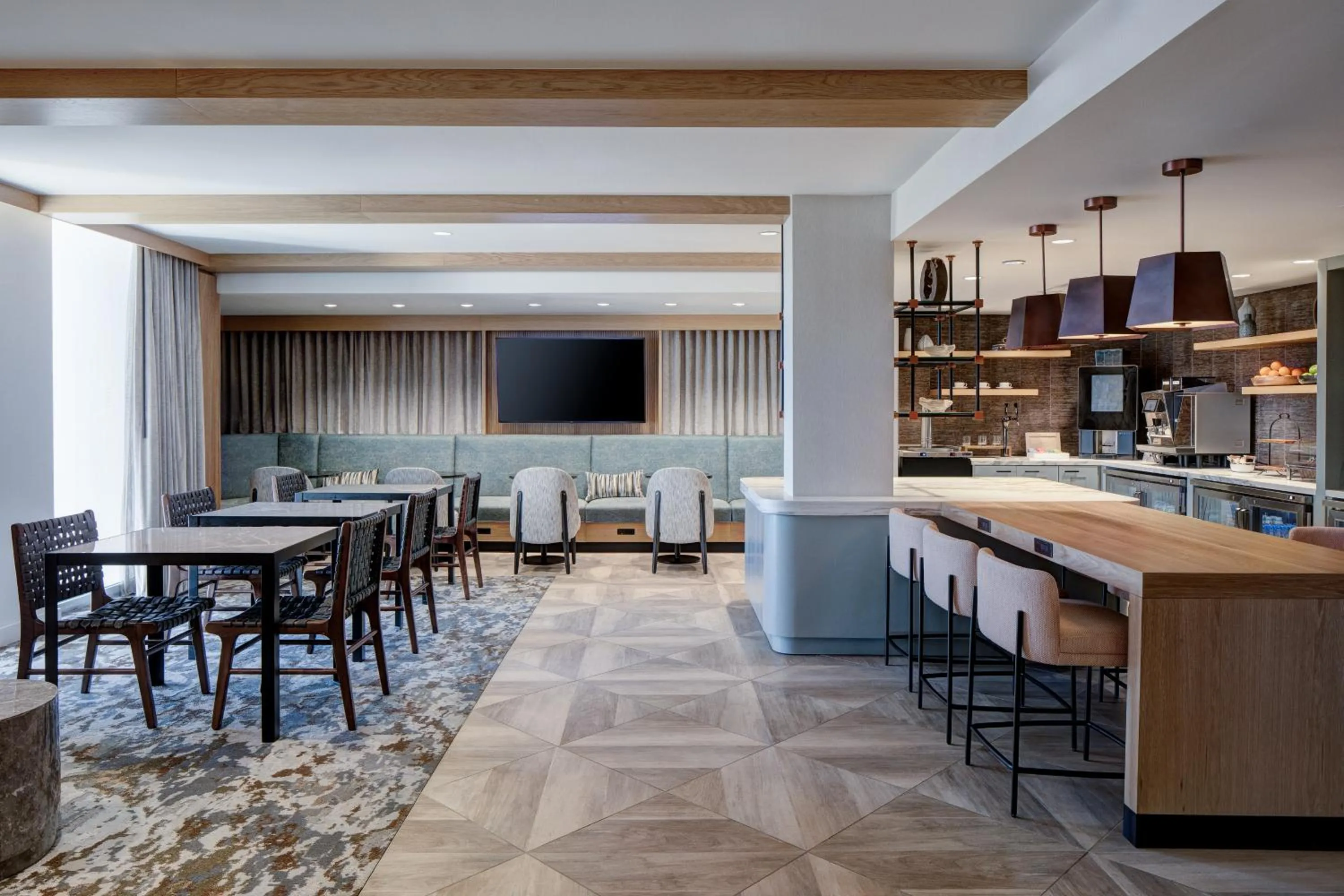 Property building in Sheraton Fort Worth Downtown Hotel