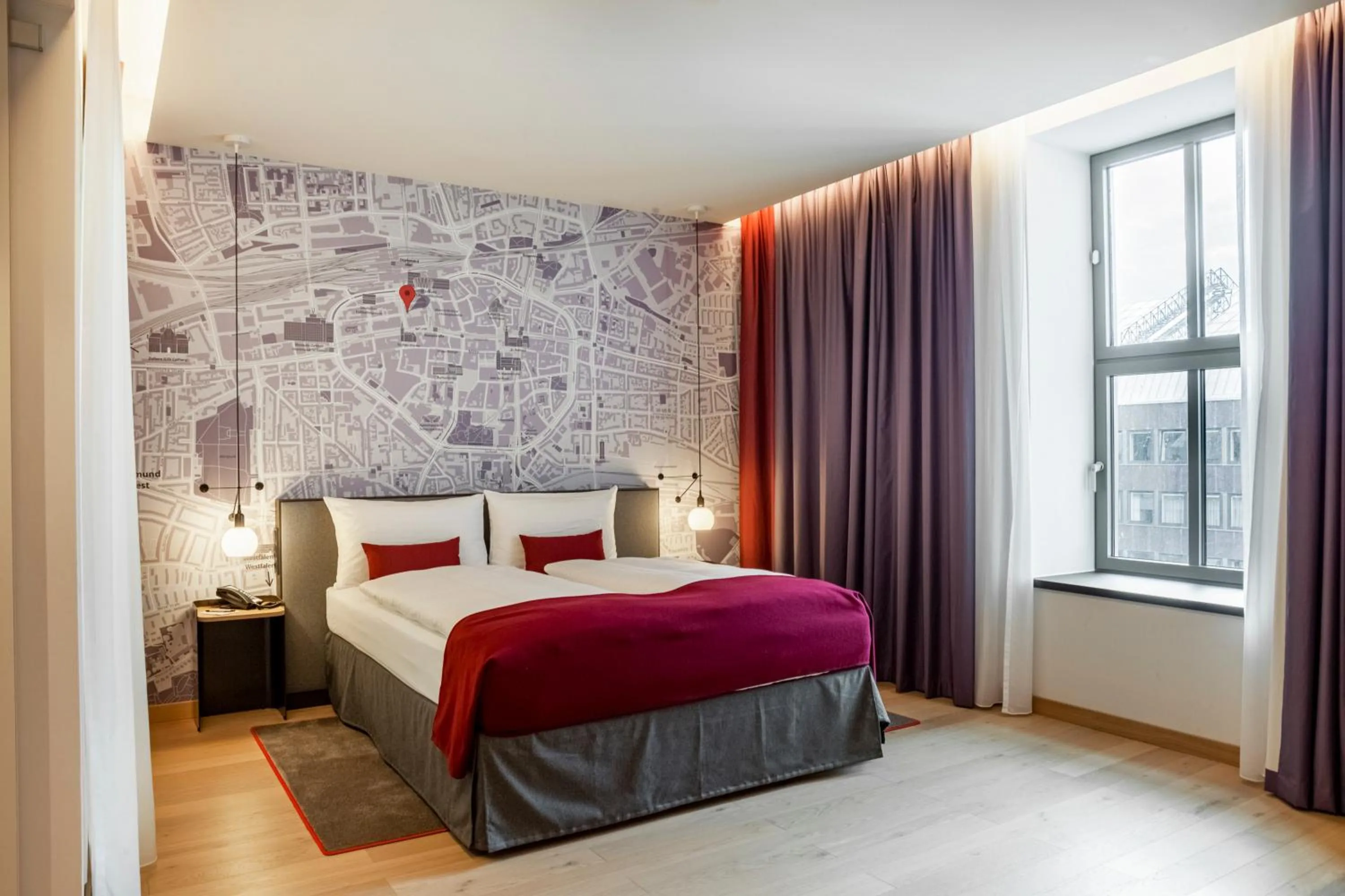 furniture, Bed in IntercityHotel Dortmund