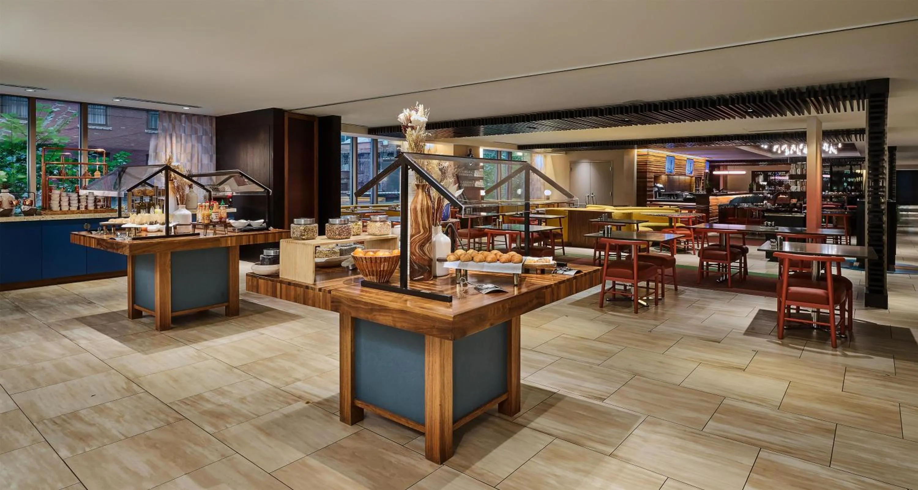 Breakfast in Hyatt Centric Chicago Magnificent Mile