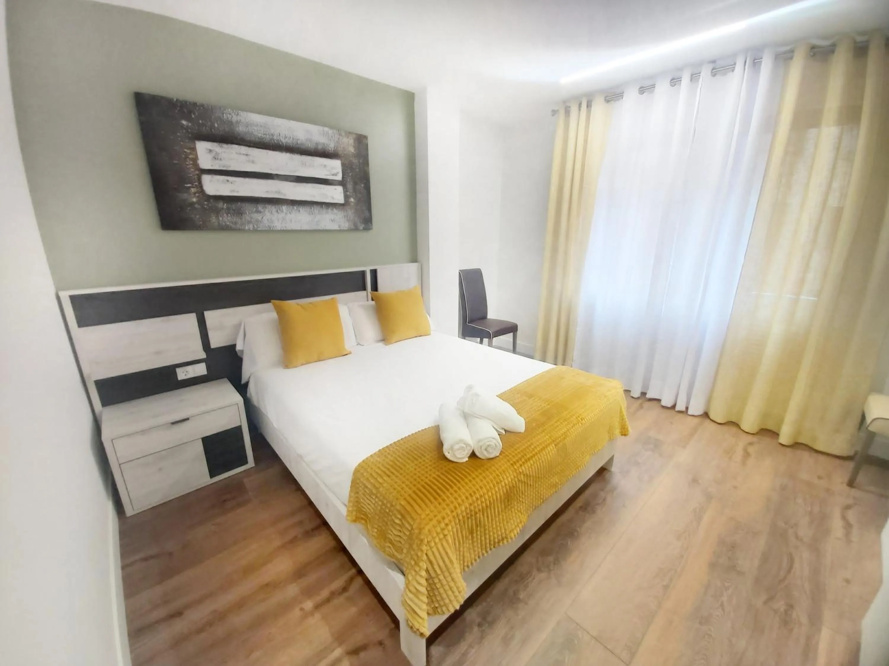 San Antón Piso de lujo centro con Aire ac by Apartamentos Logrono