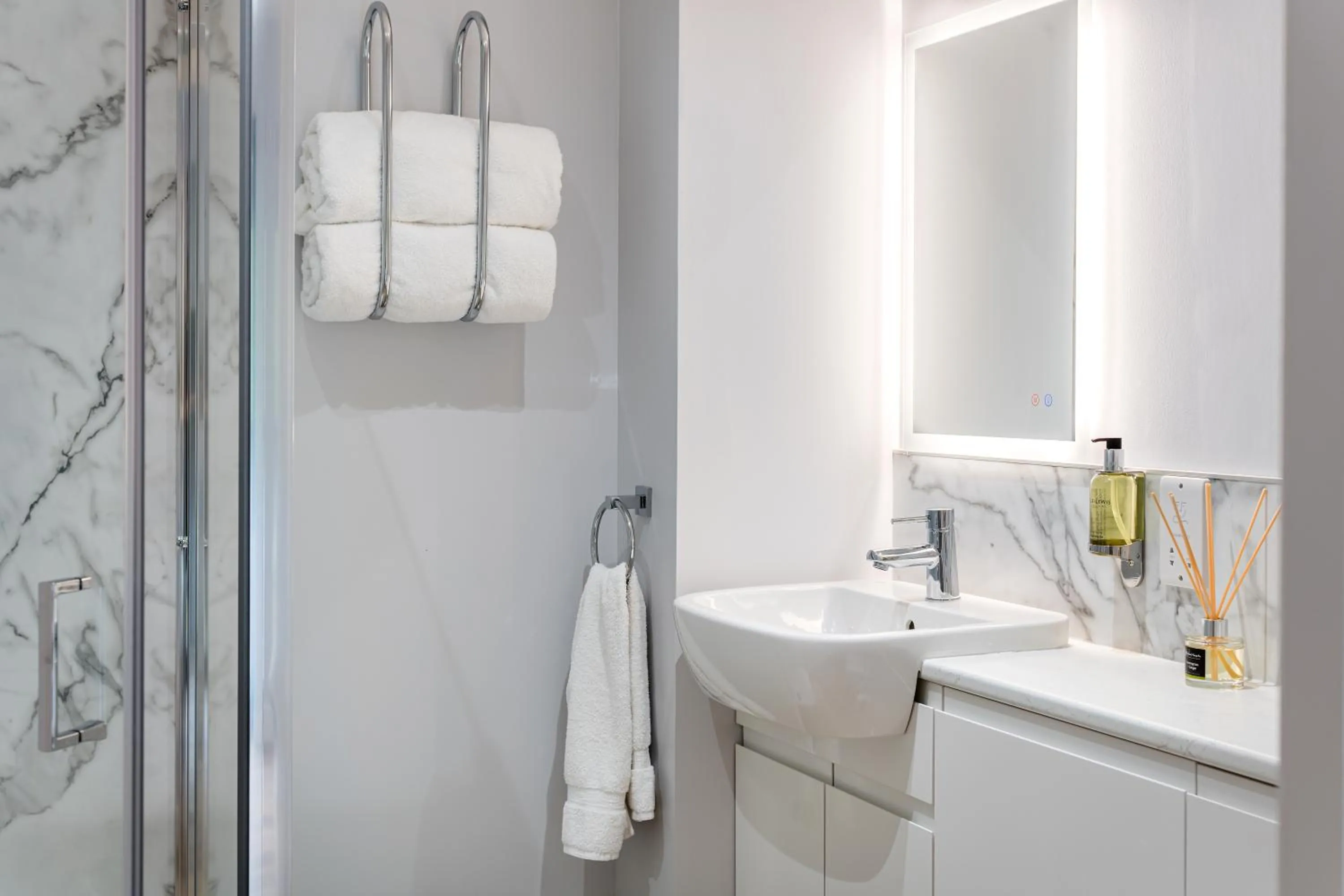 Bathroom in High Range Holiday Apartments