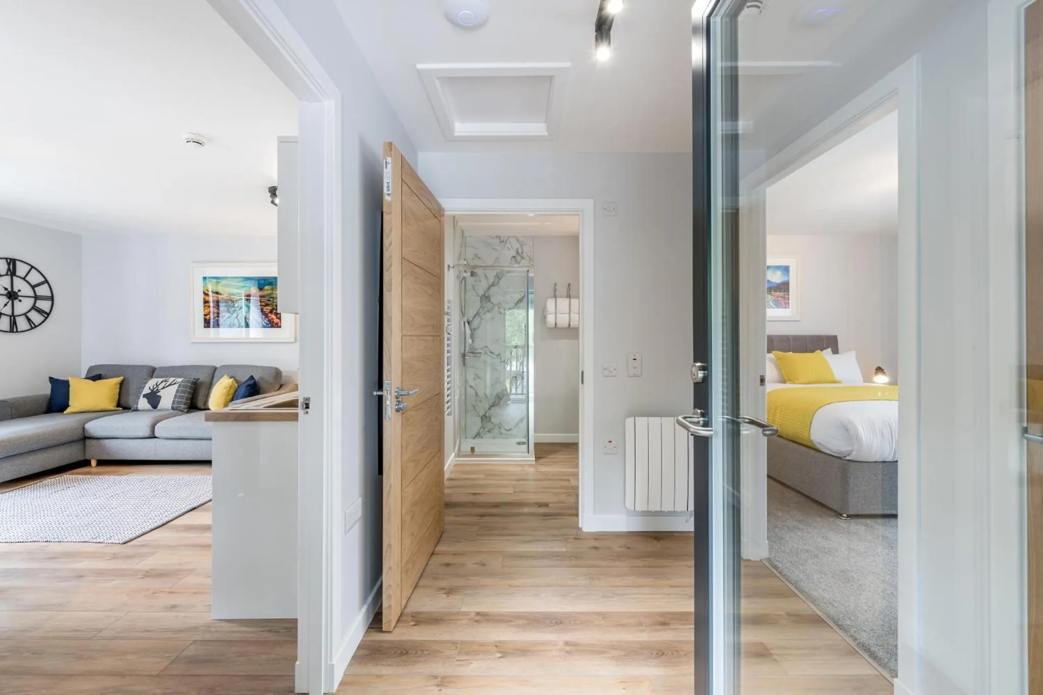 Lobby or reception, Bed in High Range Holiday Apartments