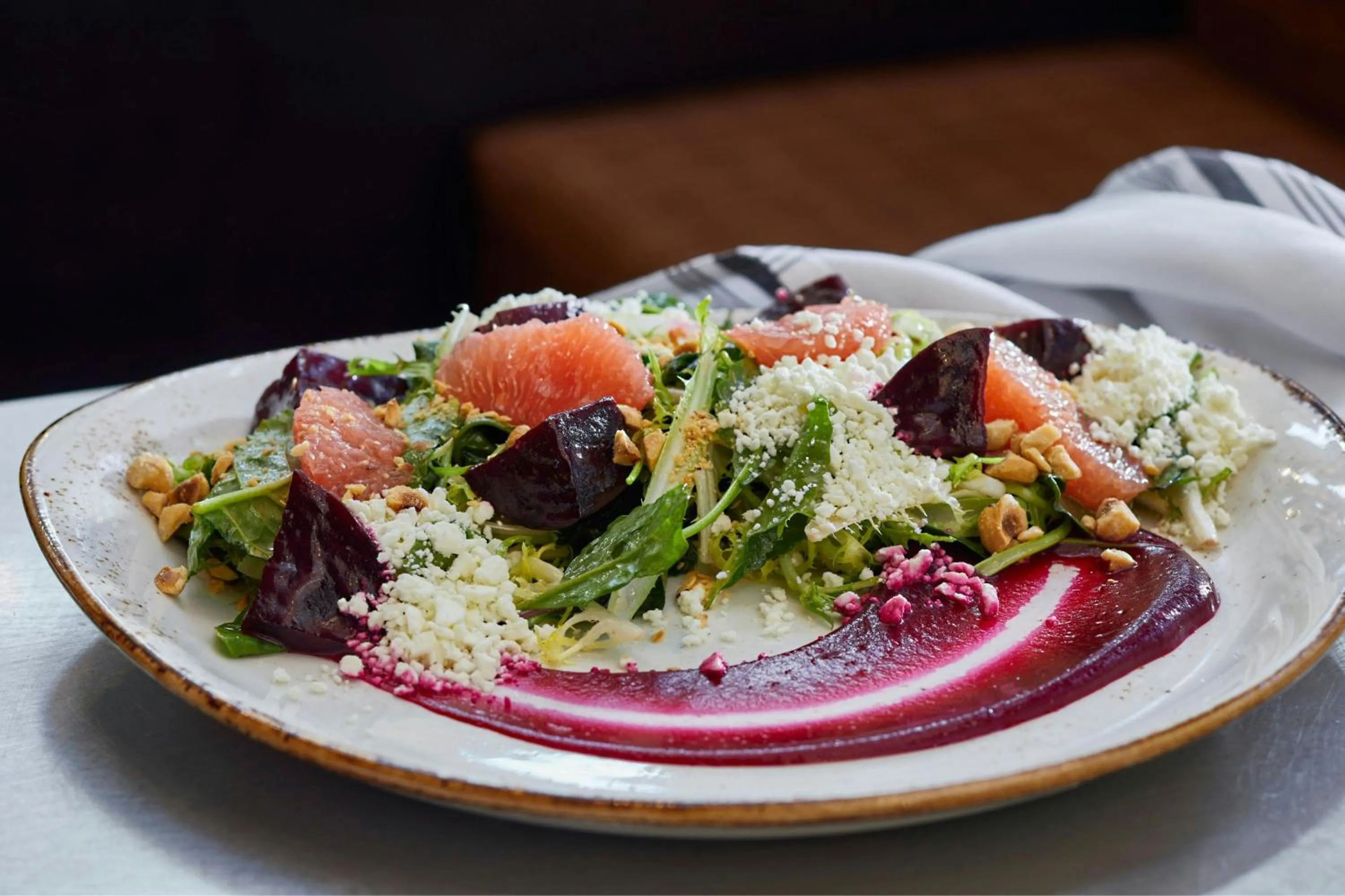 Restaurant/places to eat in Renaissance Nashville Hotel