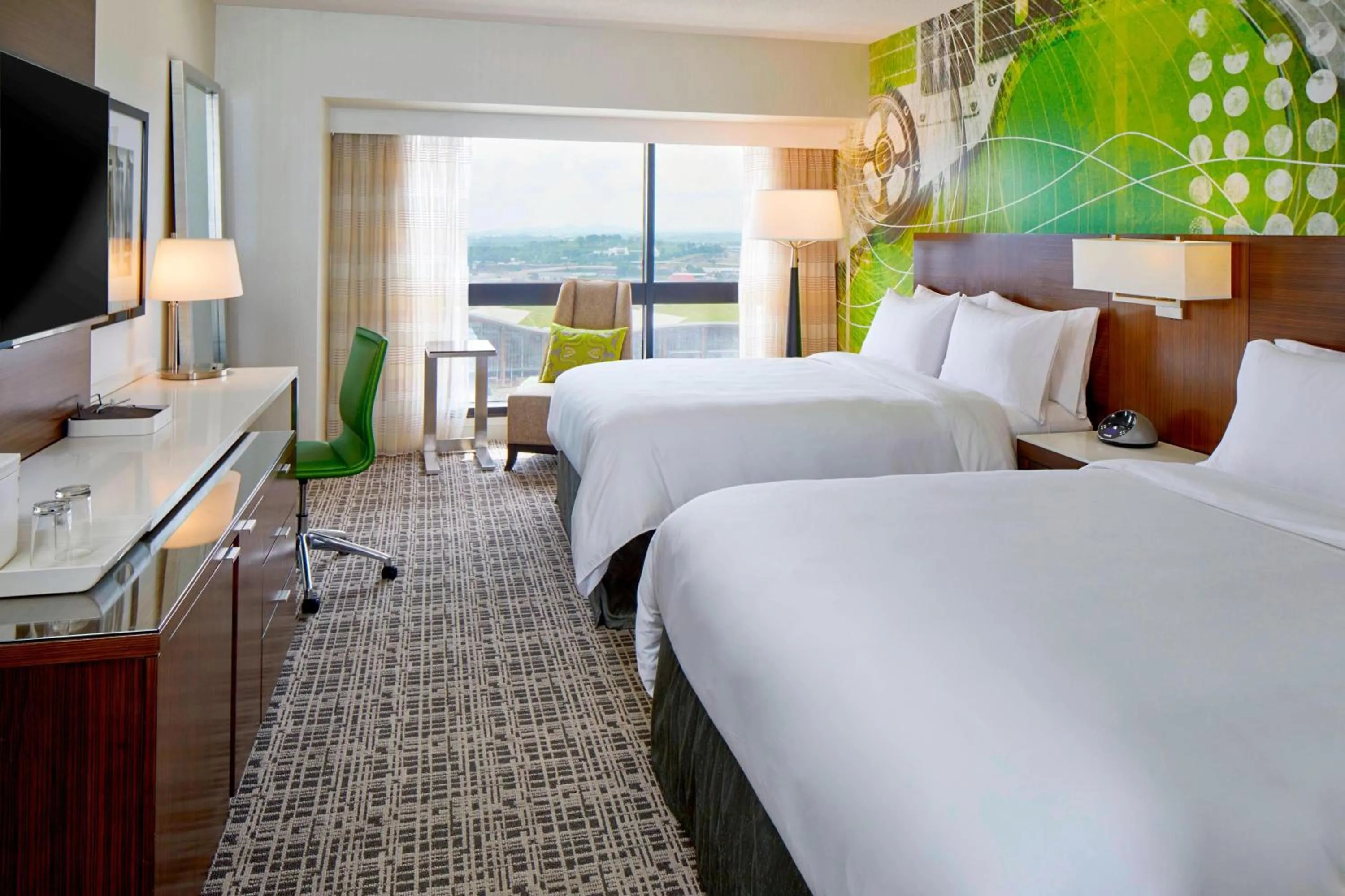 Bedroom, Bed in Renaissance Nashville Hotel