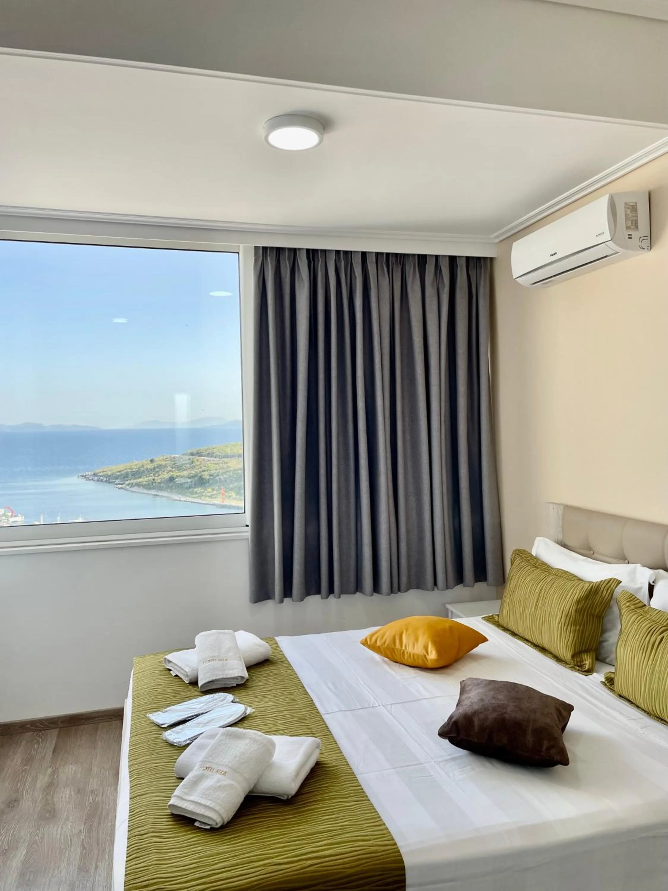 Bed in Relax Mea Hotel