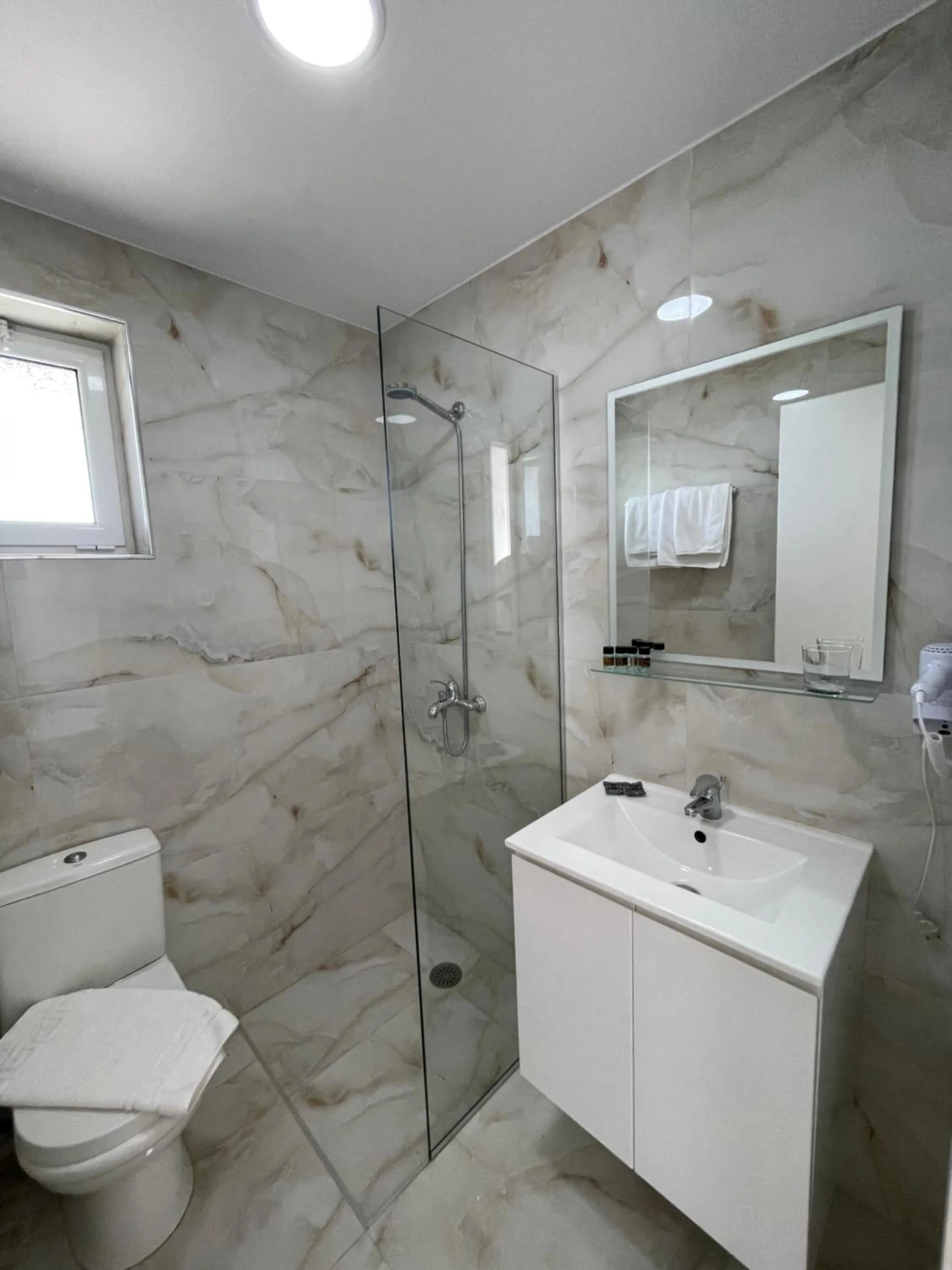 Shower in Relax Mea Hotel