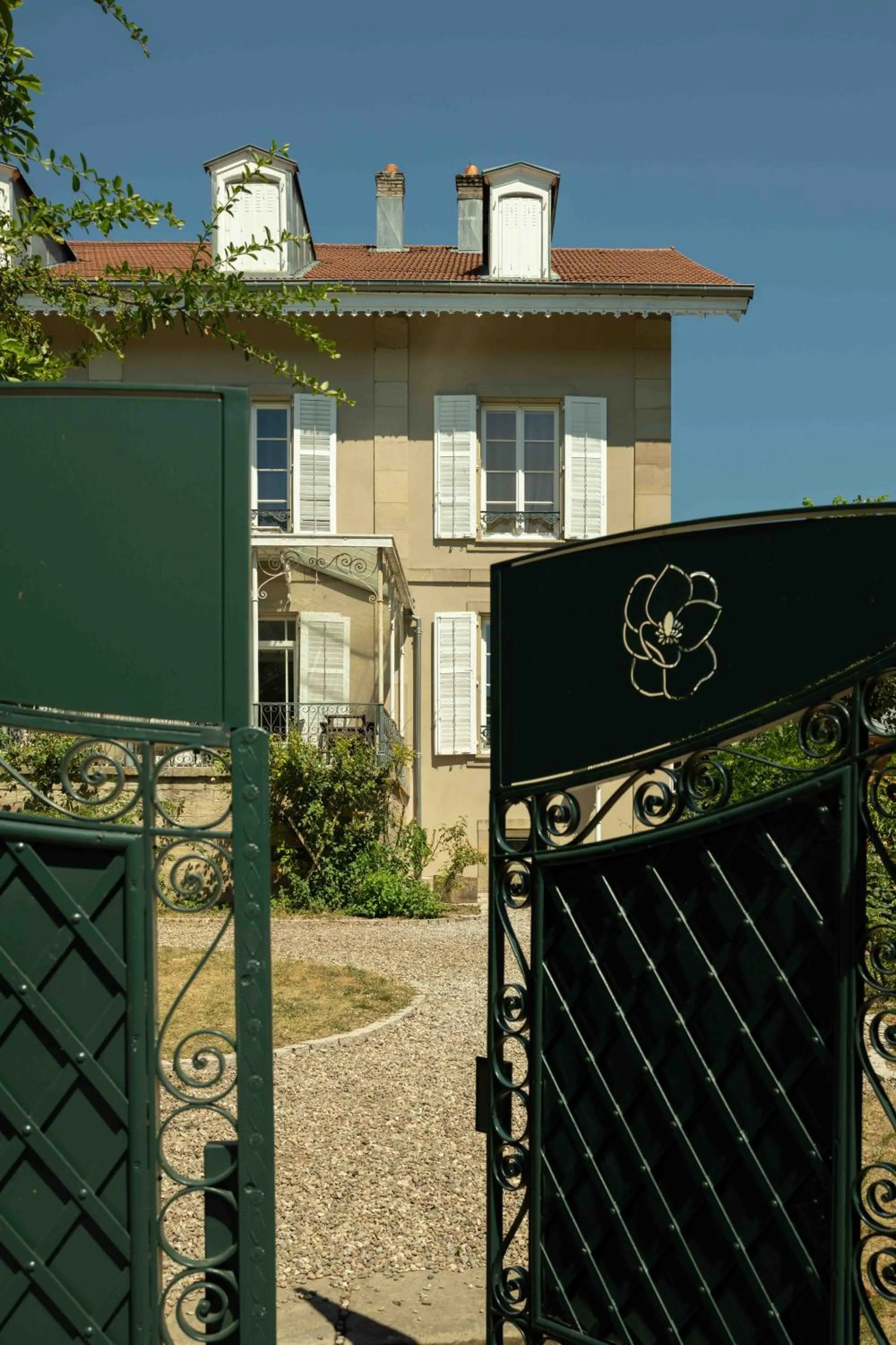 Property building in Le Parc du Magnolia