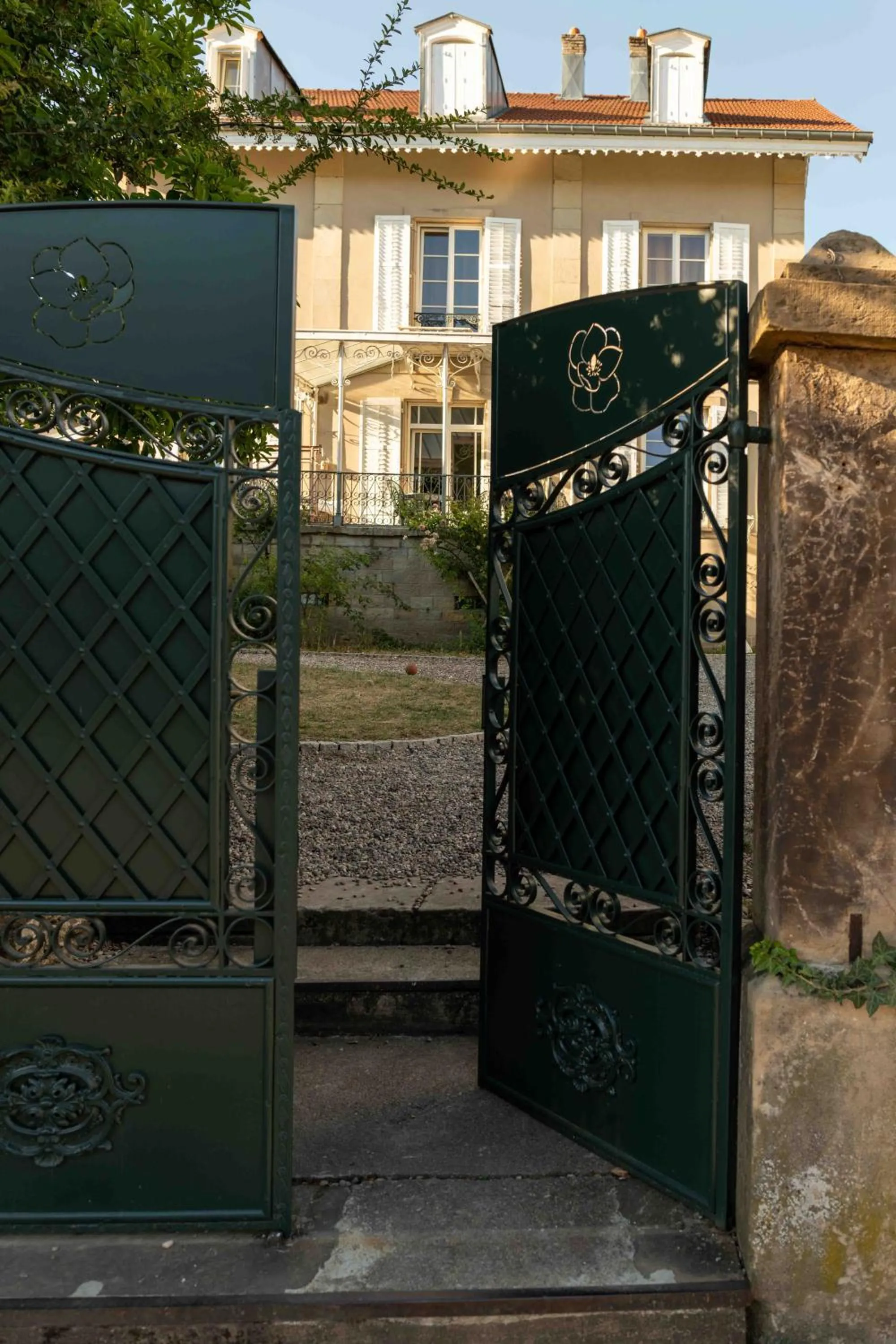 Property building in Le Parc du Magnolia