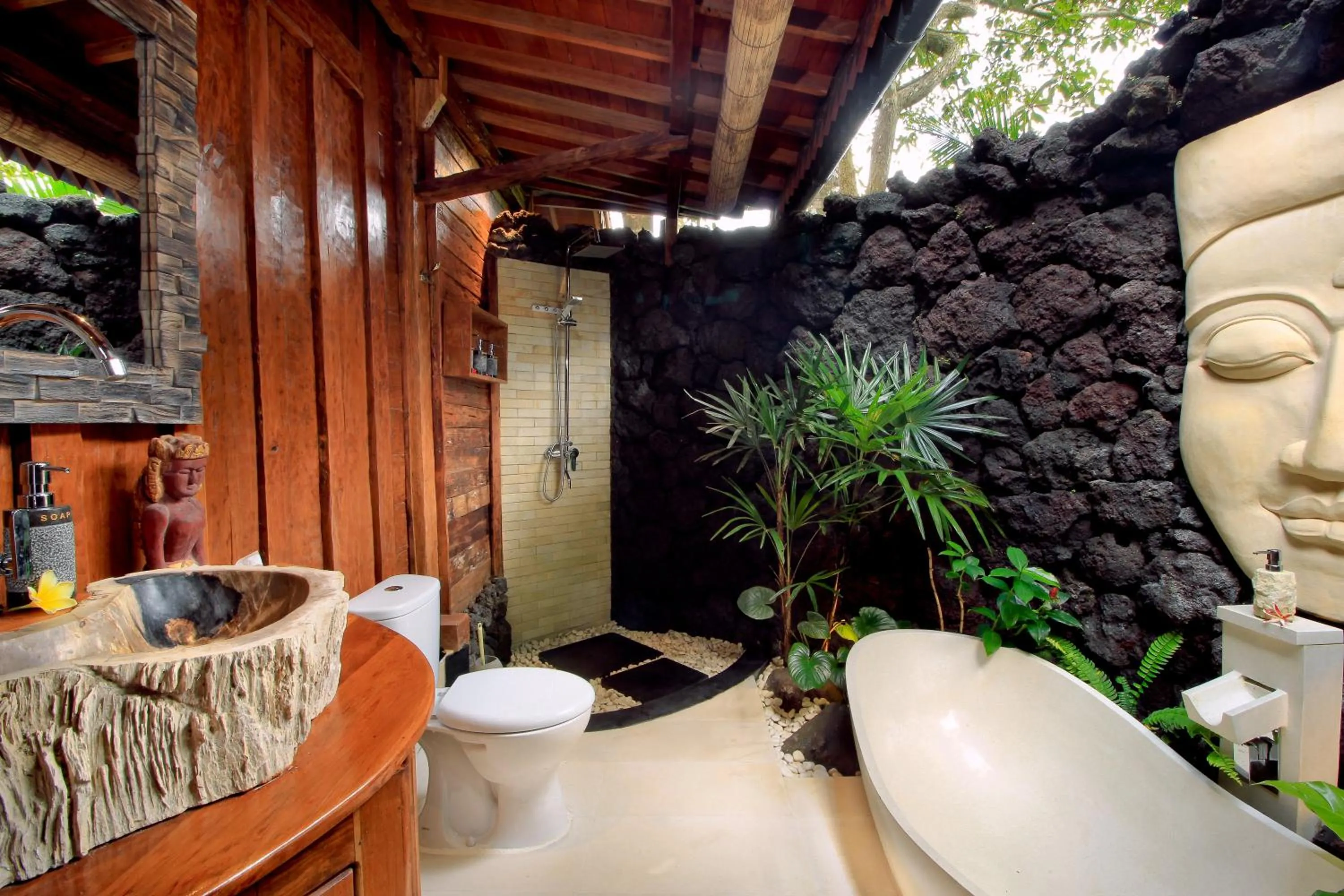 Bathroom in Masakali Retreat