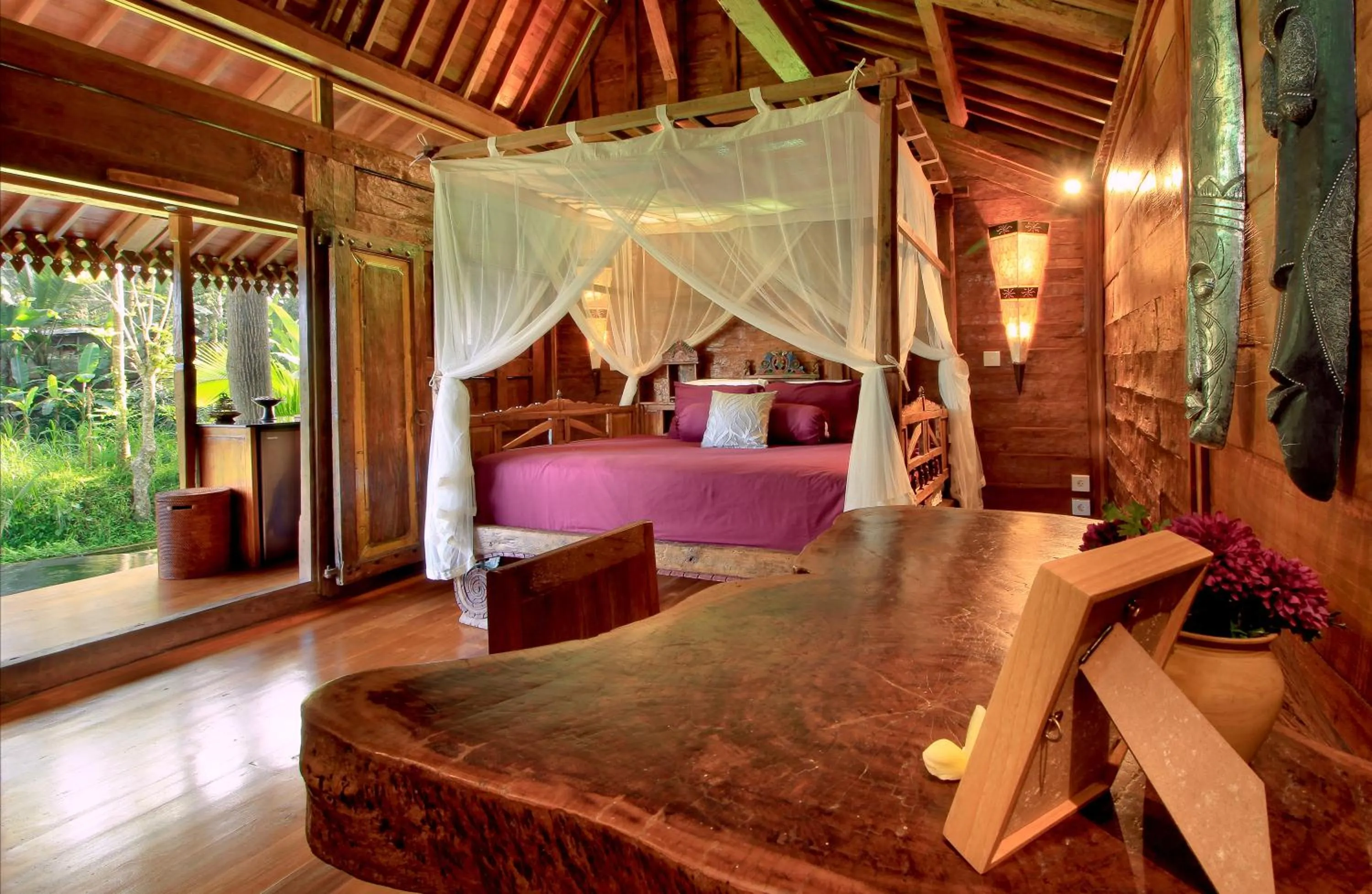 Bed in Masakali Retreat