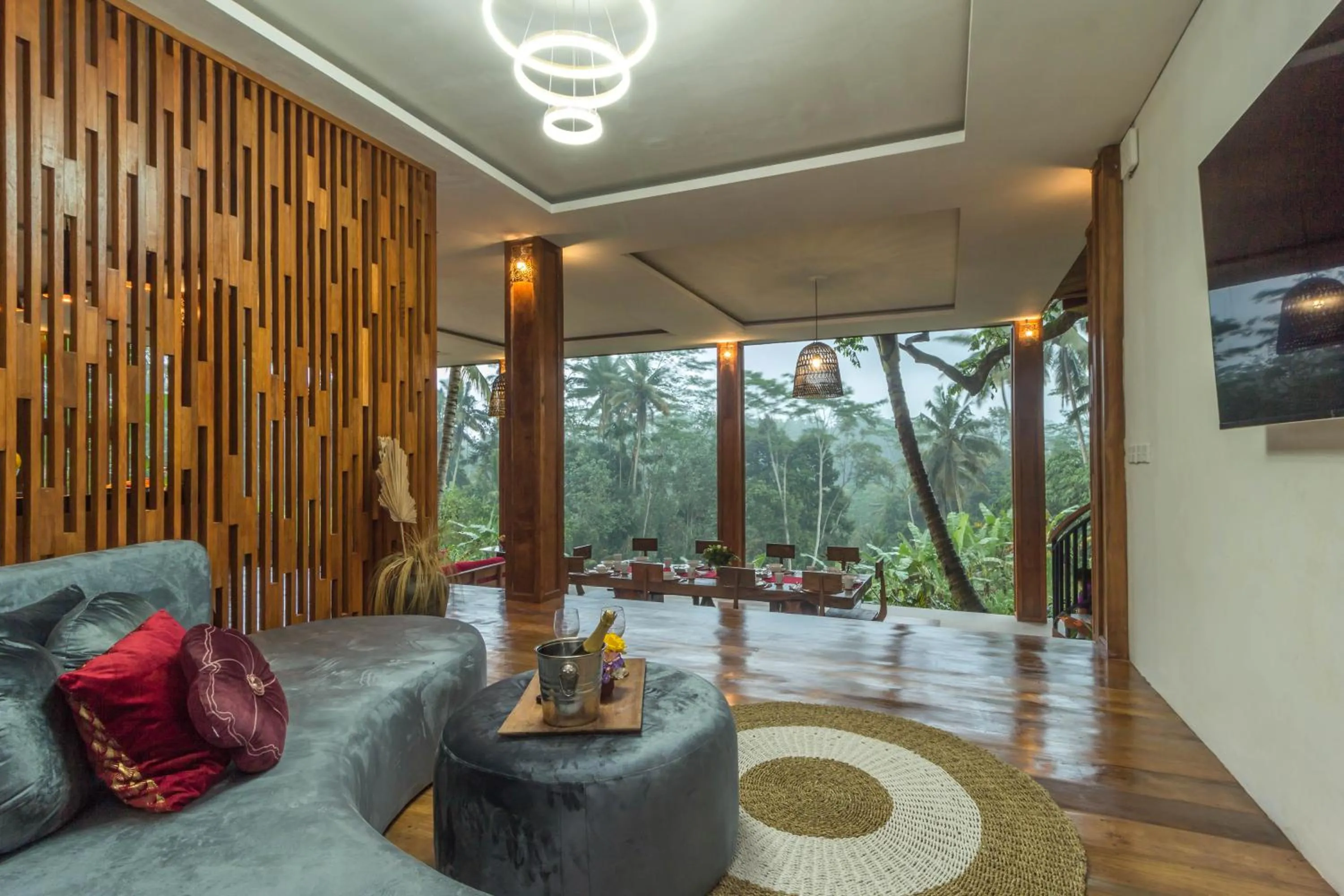 TV and multimedia in Masakali Retreat