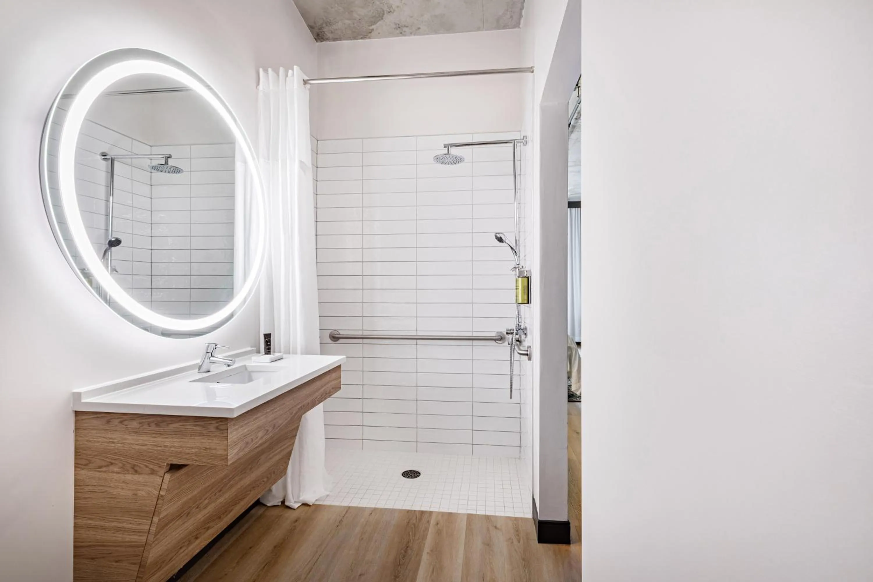 Bathroom in The LOOM Hotel, Tapestry Collection by Hilton