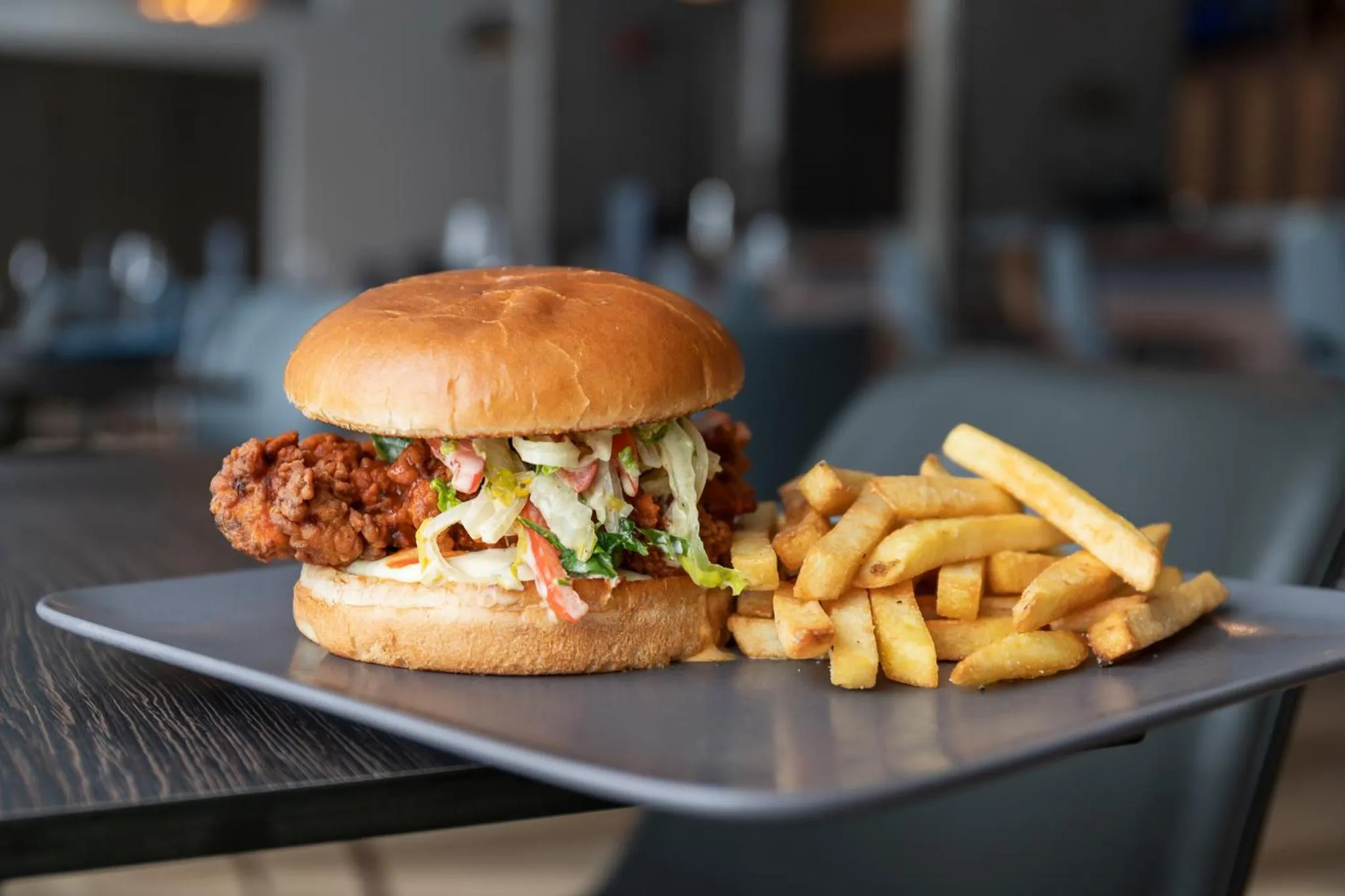 Restaurant/places to eat in The LOOM Hotel, Tapestry Collection by Hilton