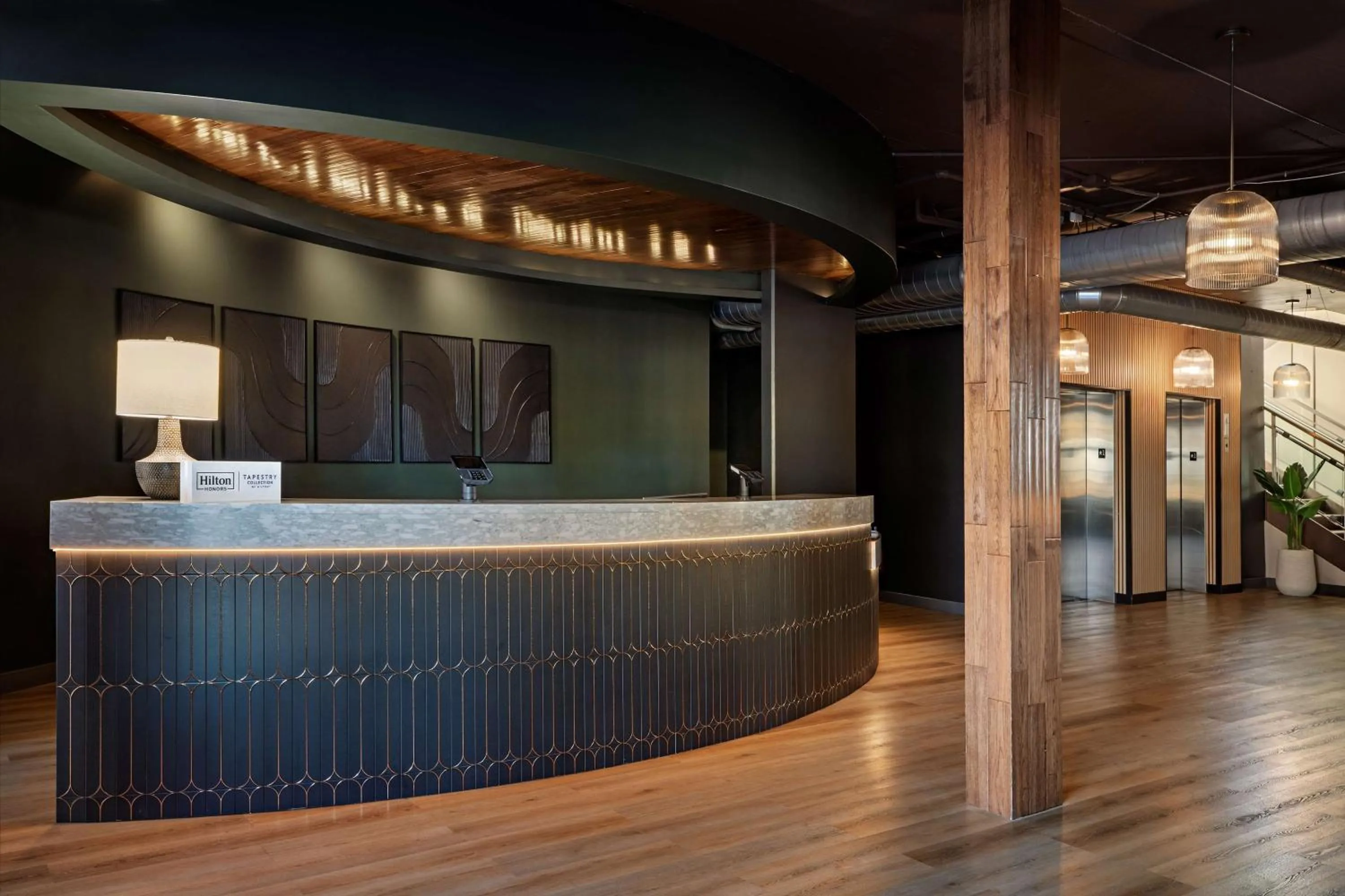 Lobby or reception in The LOOM Hotel, Tapestry Collection by Hilton