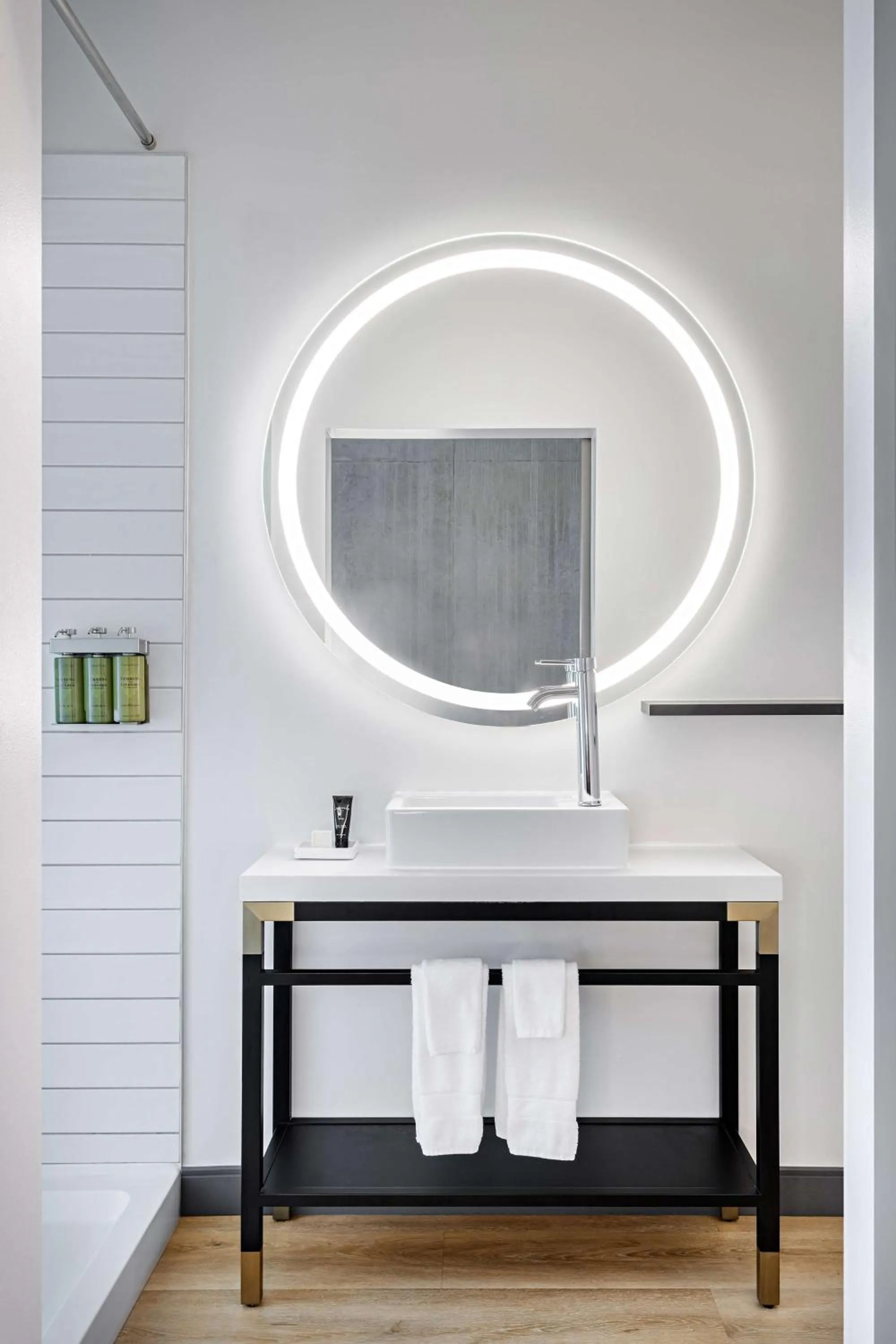 Bathroom in The LOOM Hotel, Tapestry Collection by Hilton