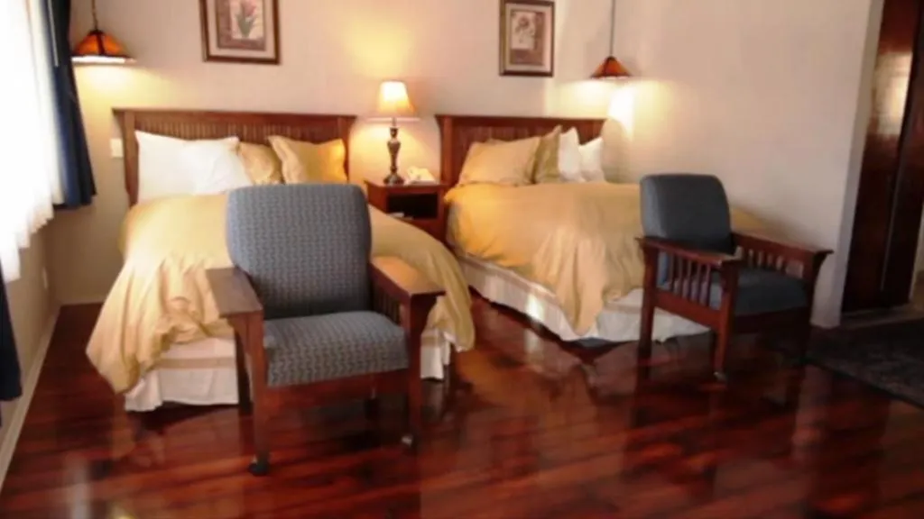 Photo of the whole room, Bed in Gualala Surf Inn on the ocean bluff