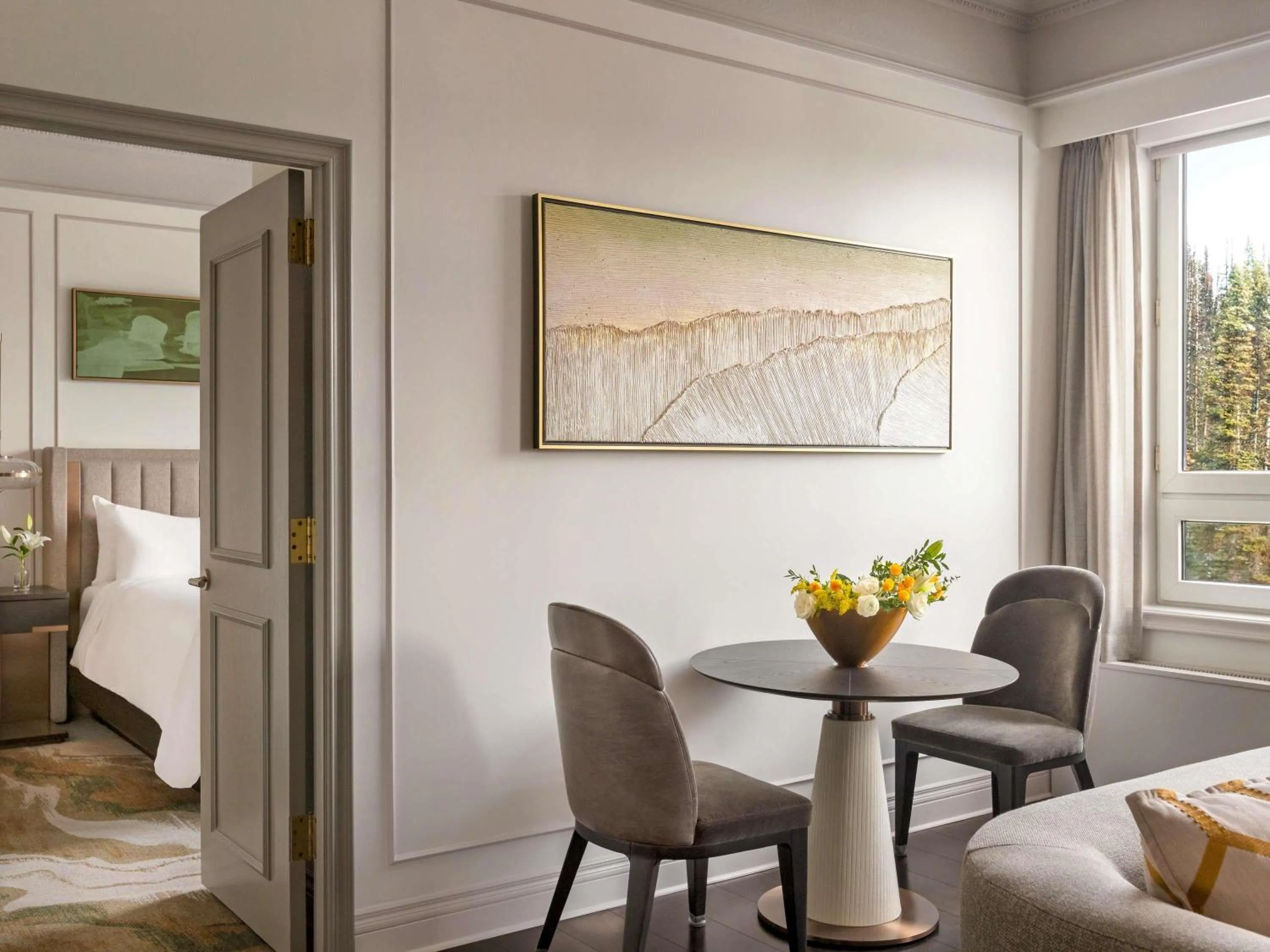 Bedroom in Fairmont Château Lake Louise