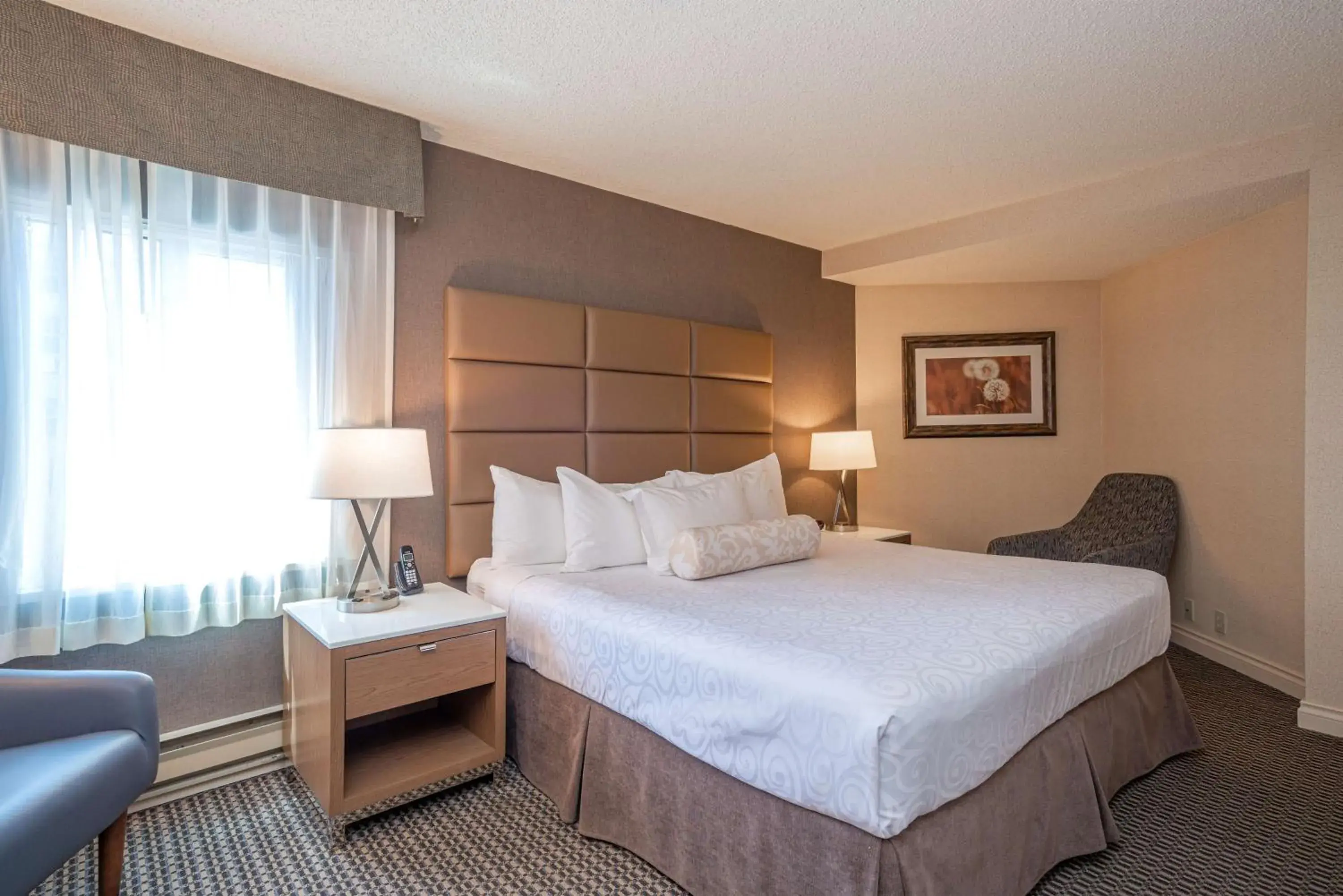 Suite, 1 King Bed, Non Smoking, Balcony (with sofabed) in Best Western Premier Chateau Granville Hotel & Suites & Conference Centre Suite, 1 King Bed, Non Smoking, Balcony (with sofabed) in Best Western Premier Chateau Granville Hotel & Suites & Conference Centre