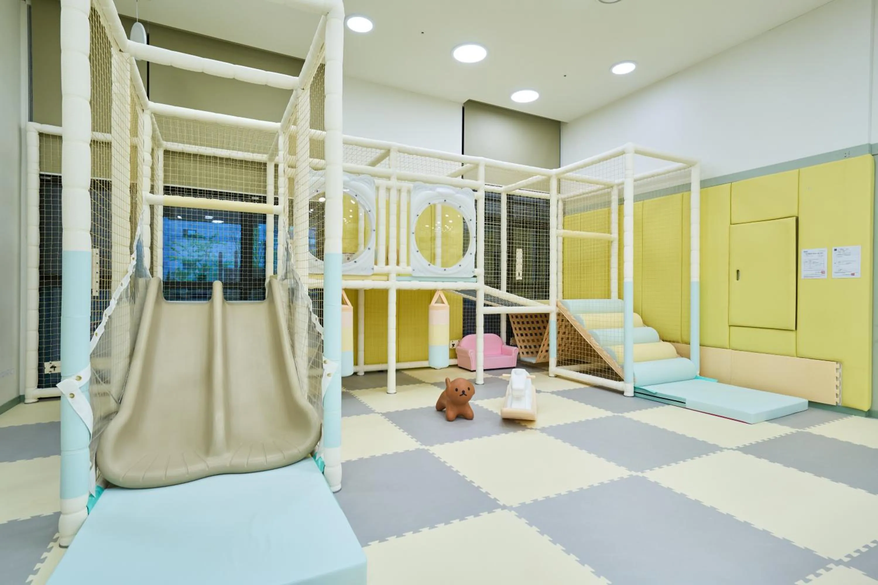 Kids's club in Chestertons Sokcho