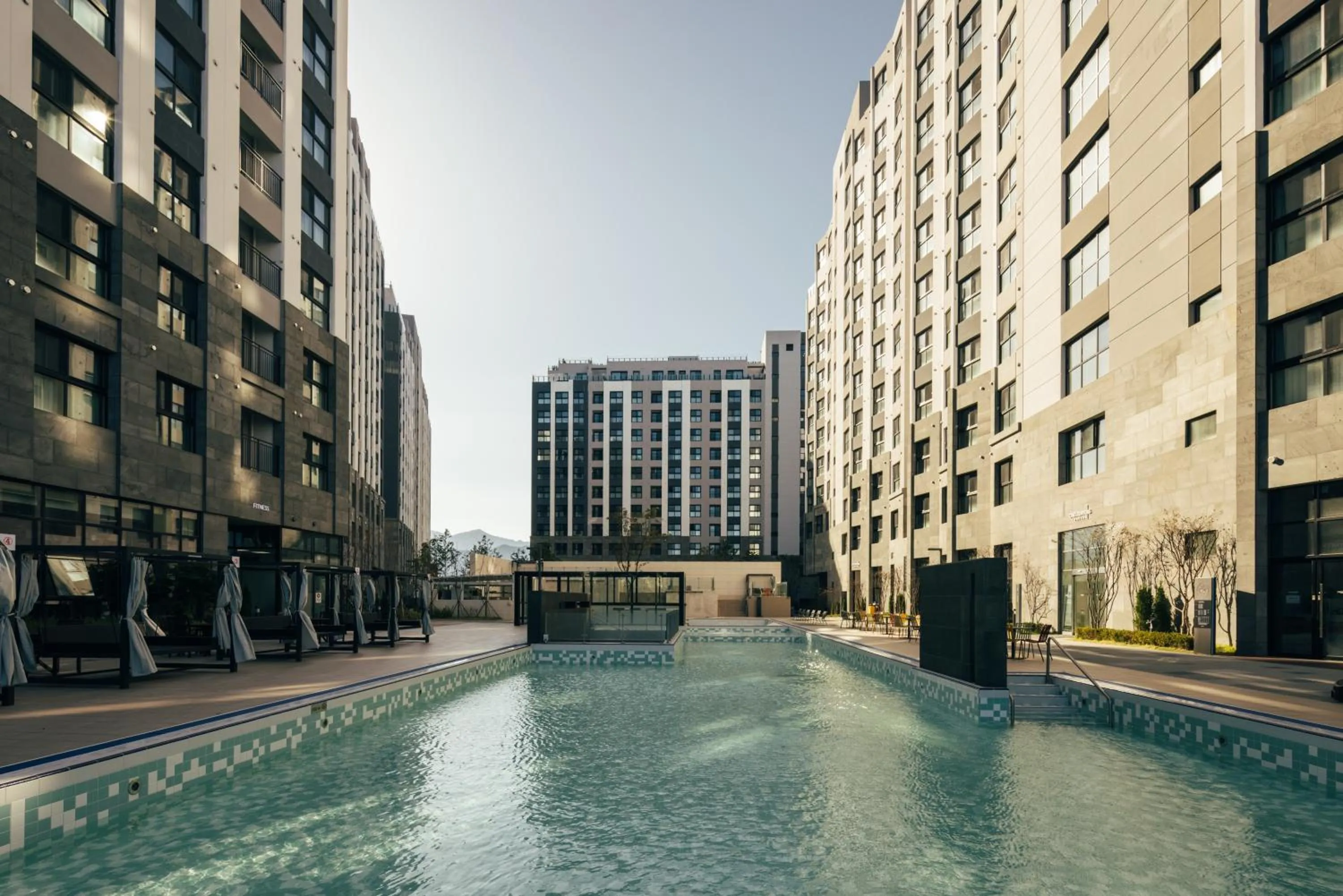 Swimming pool in Chestertons Sokcho