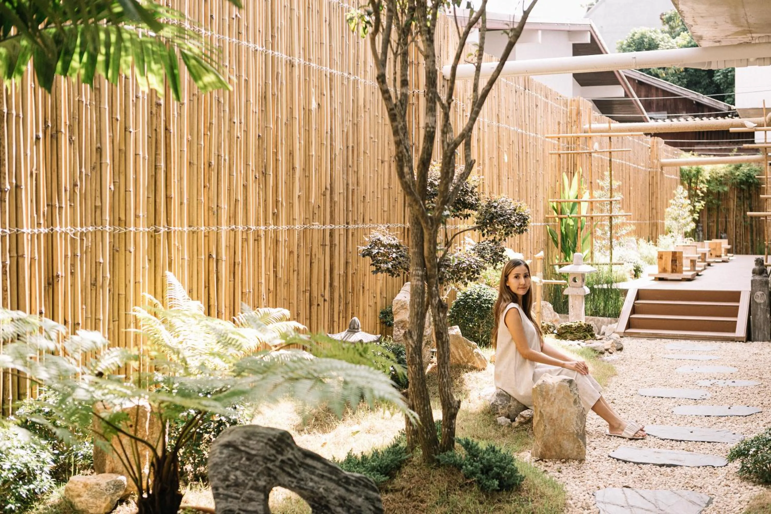 People in Glory Wabi Sabi Hotel 清迈古城荣耀侘寂酒店