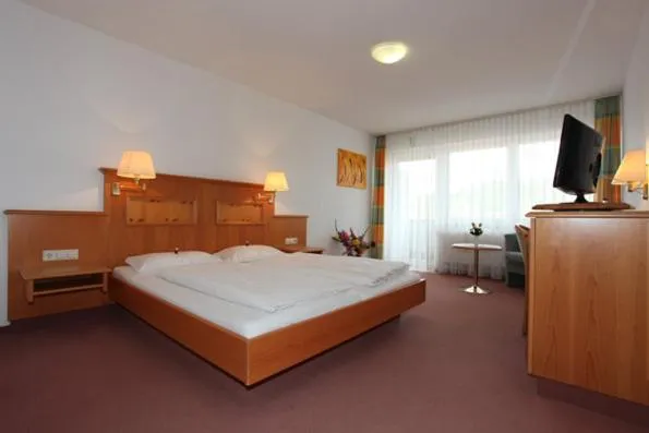 Bedroom, Bed in Trip Inn Landhotel Krone