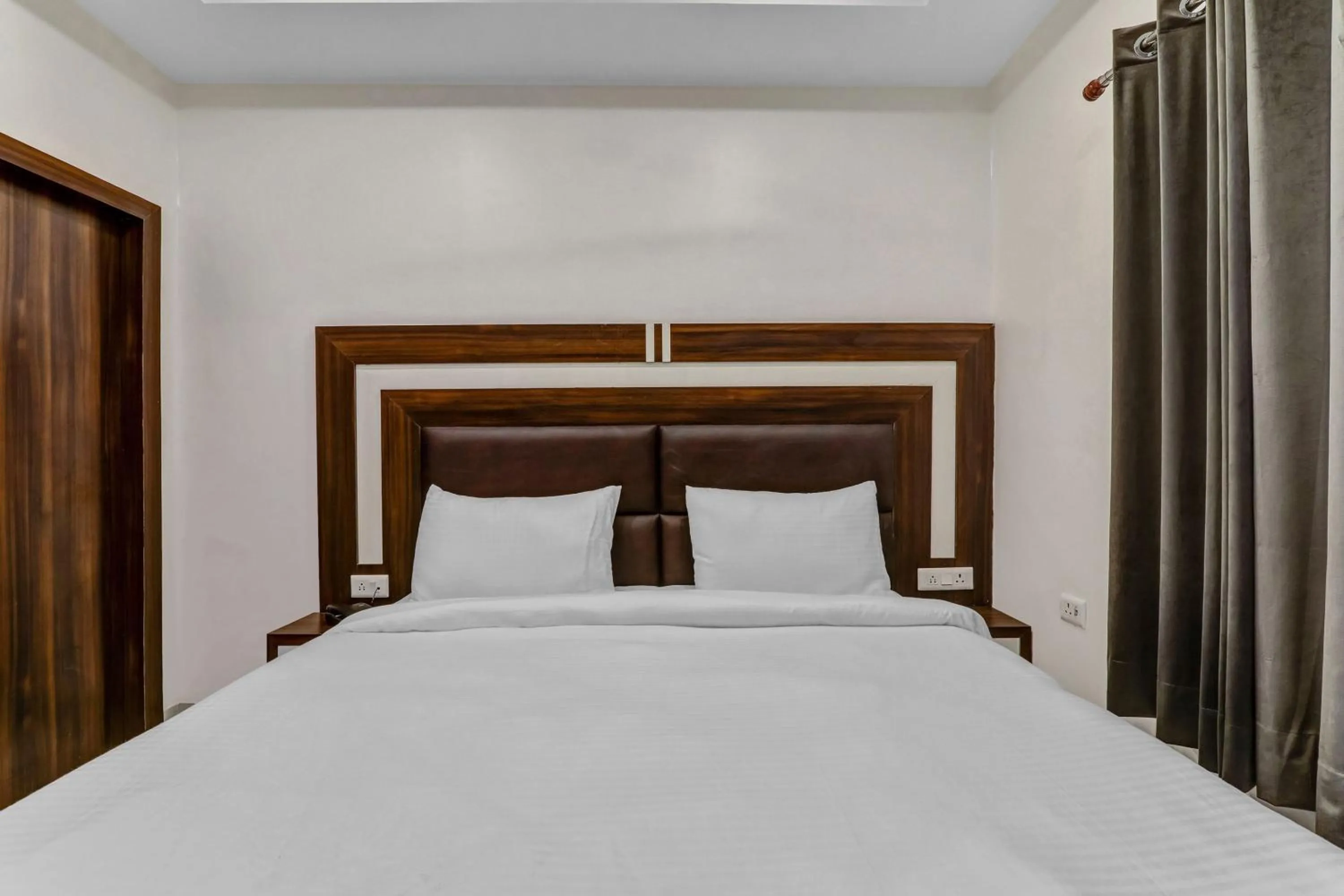 Bedroom, Bed in Collection O Yamuna Palace Near Gomti Riverfront Park