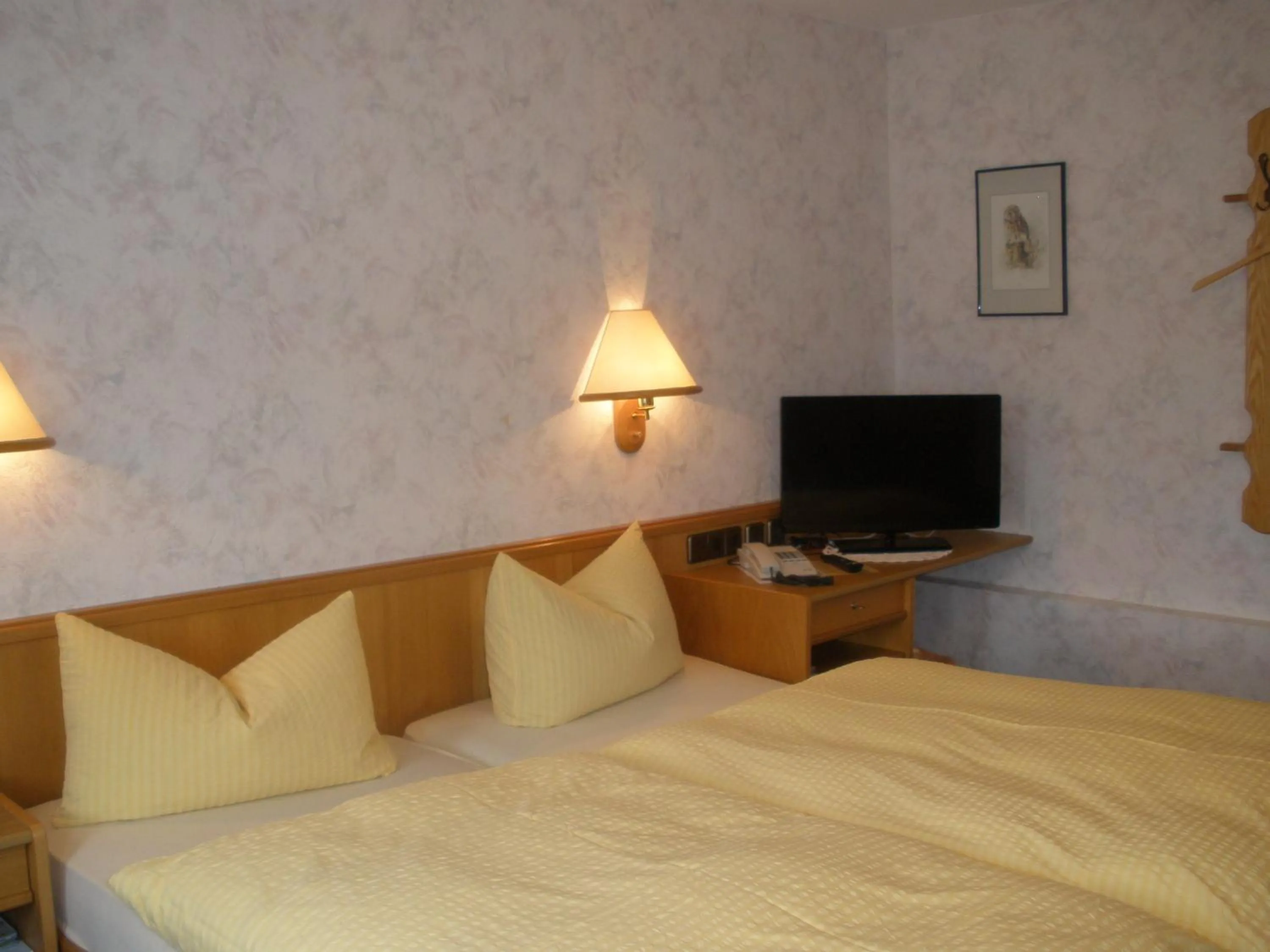 Bedroom, Bed in Landhotel Gasthof zur Post