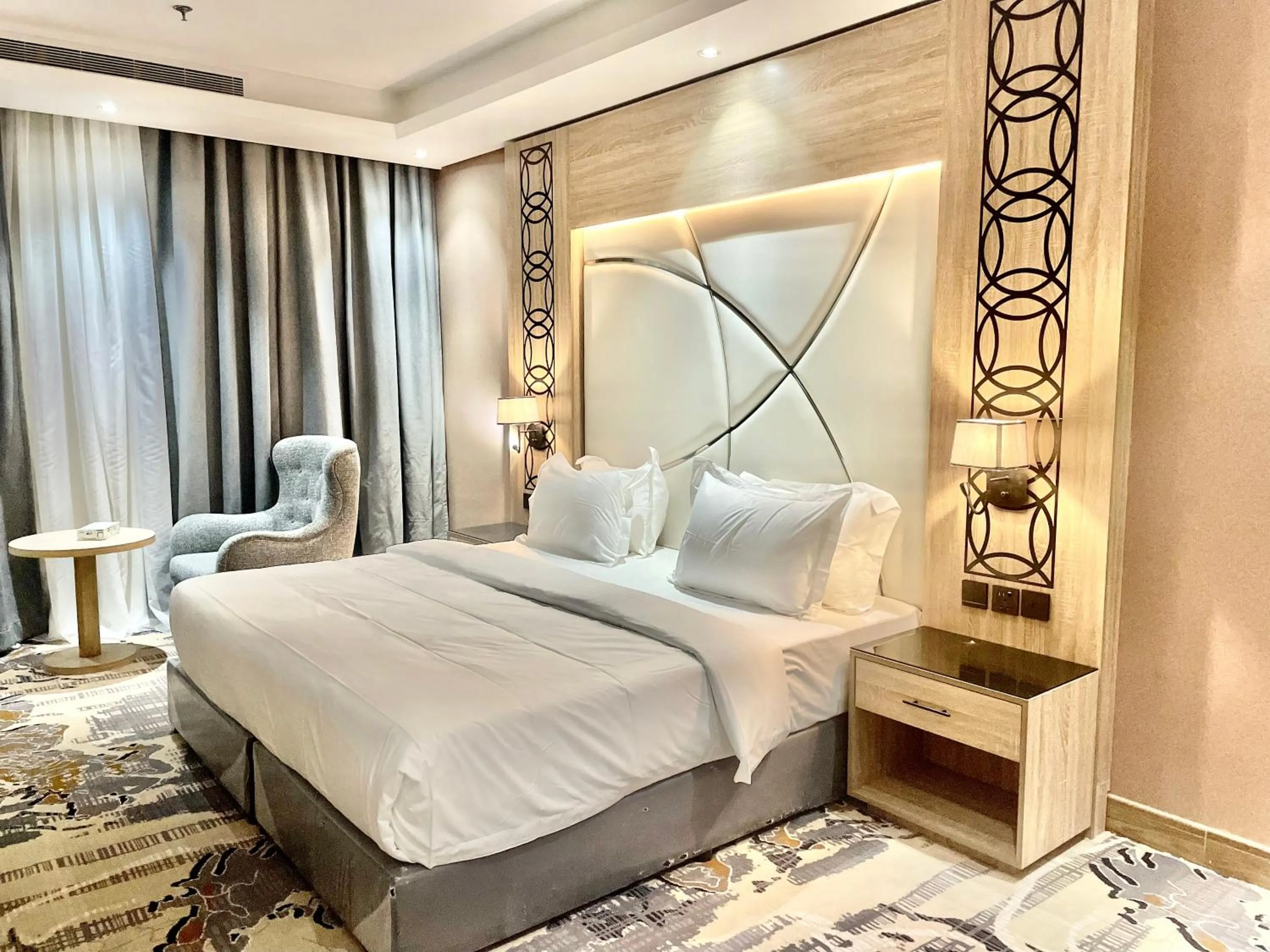 Bed in Mirnian Hotel