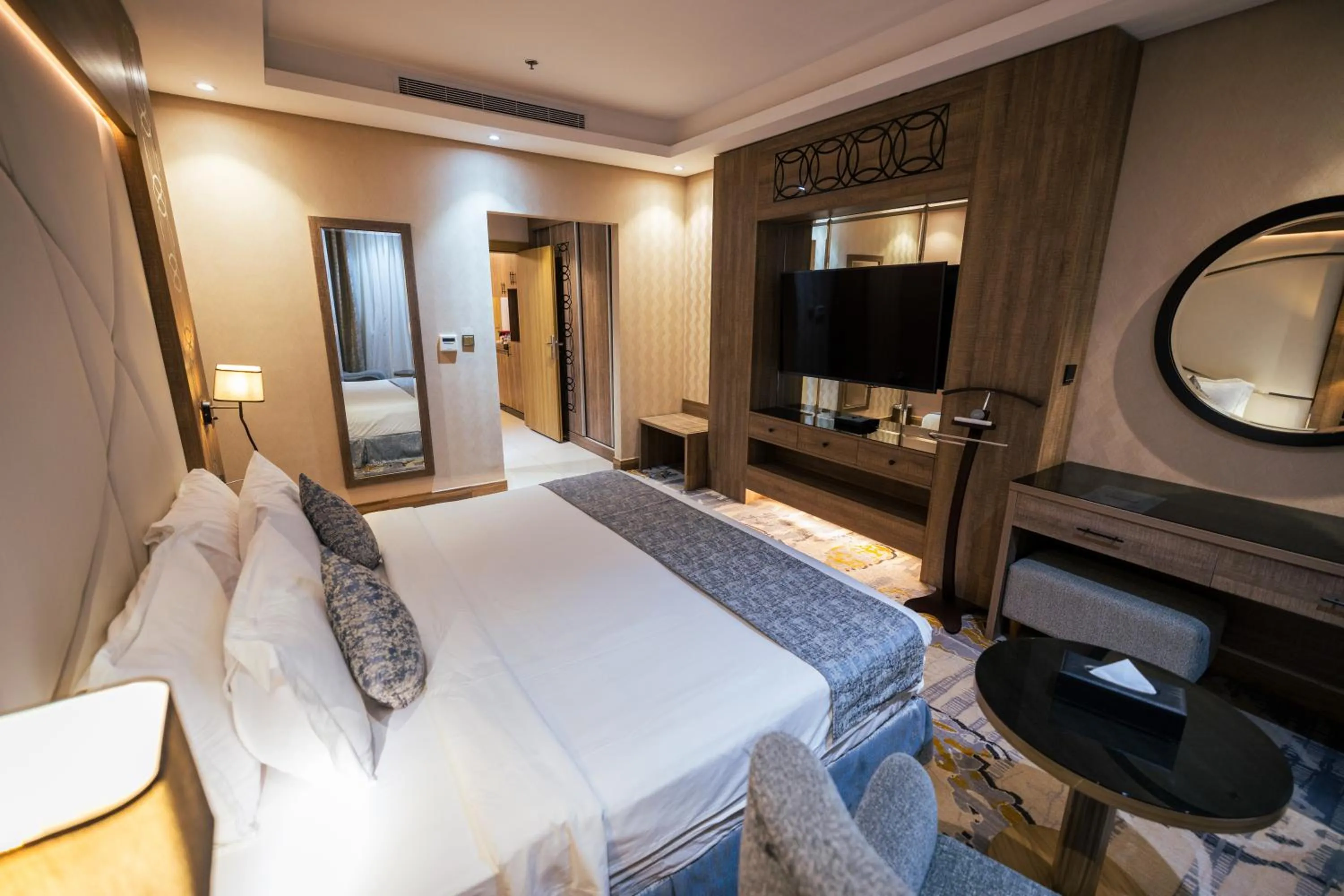 Bed in Mirnian Hotel