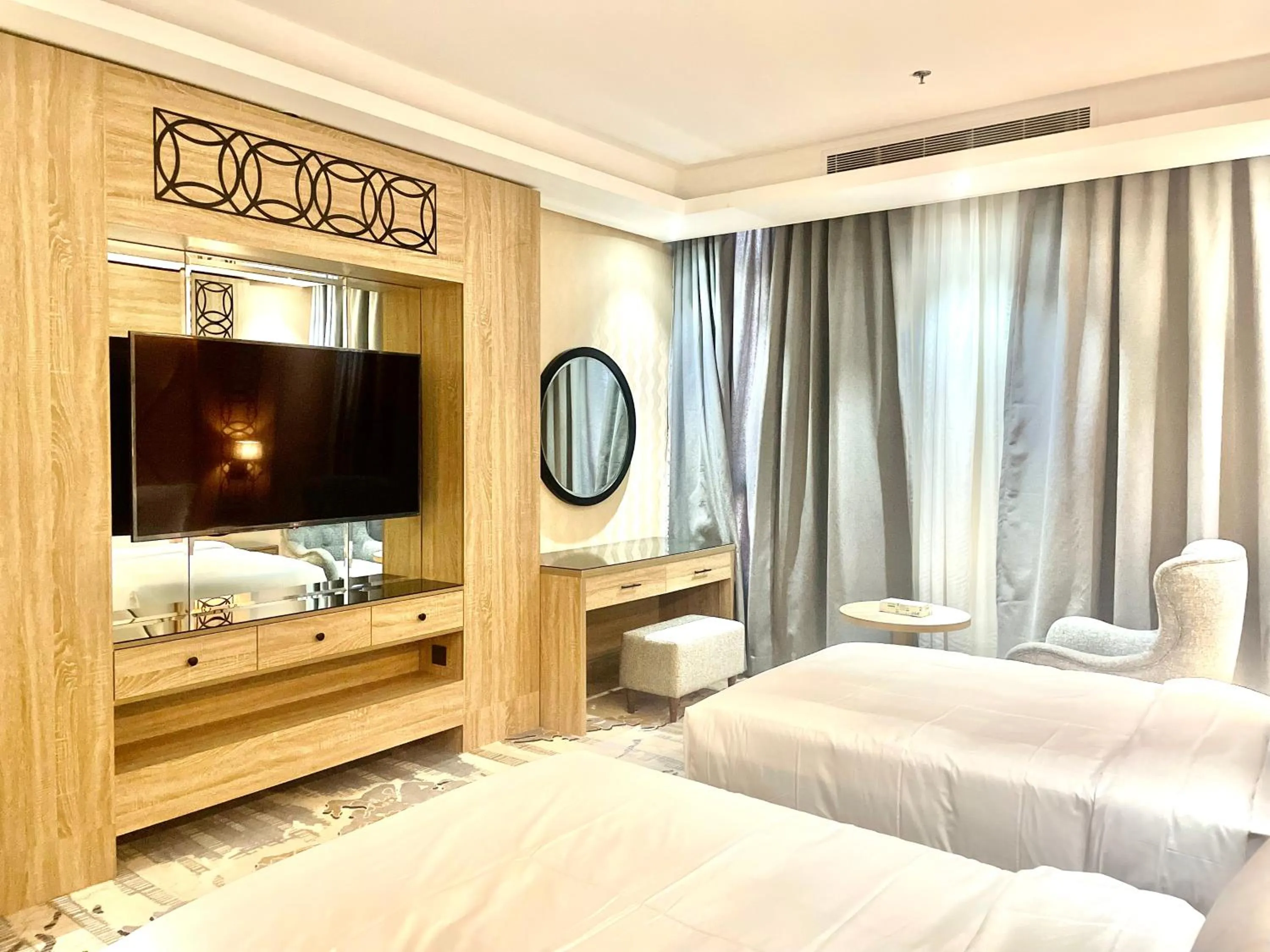 Bed in Mirnian Hotel