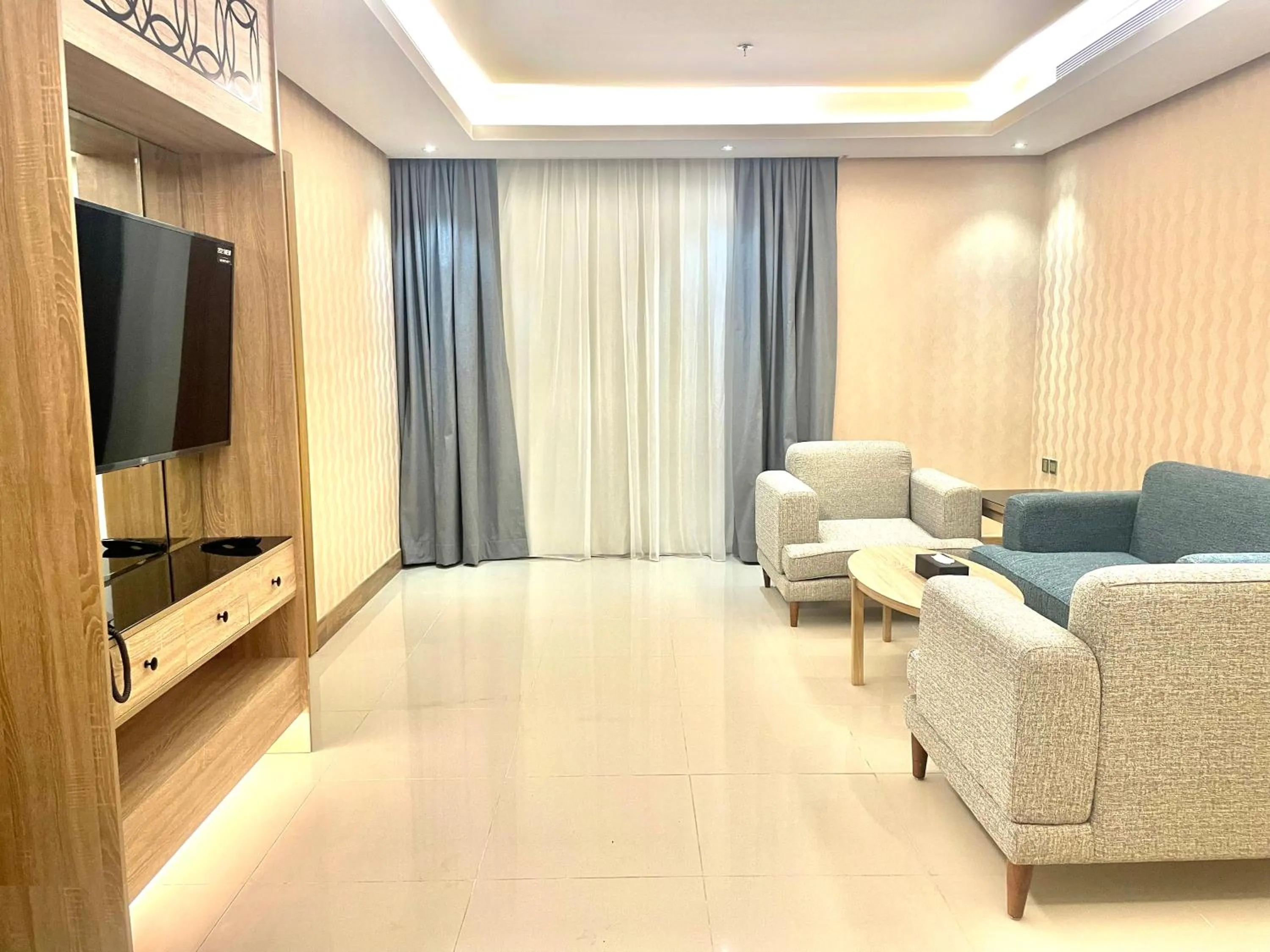 Living room in Mirnian Hotel