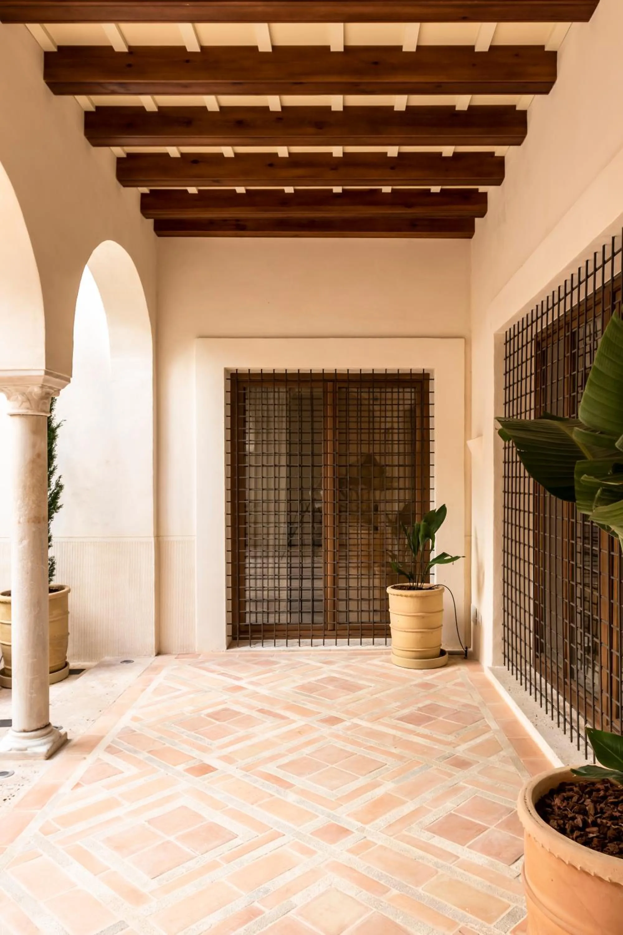 Patio in Casa del Rey Sabio