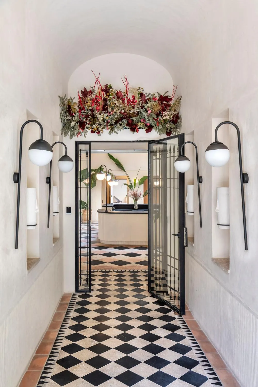 Facade/entrance in Casa del Rey Sabio