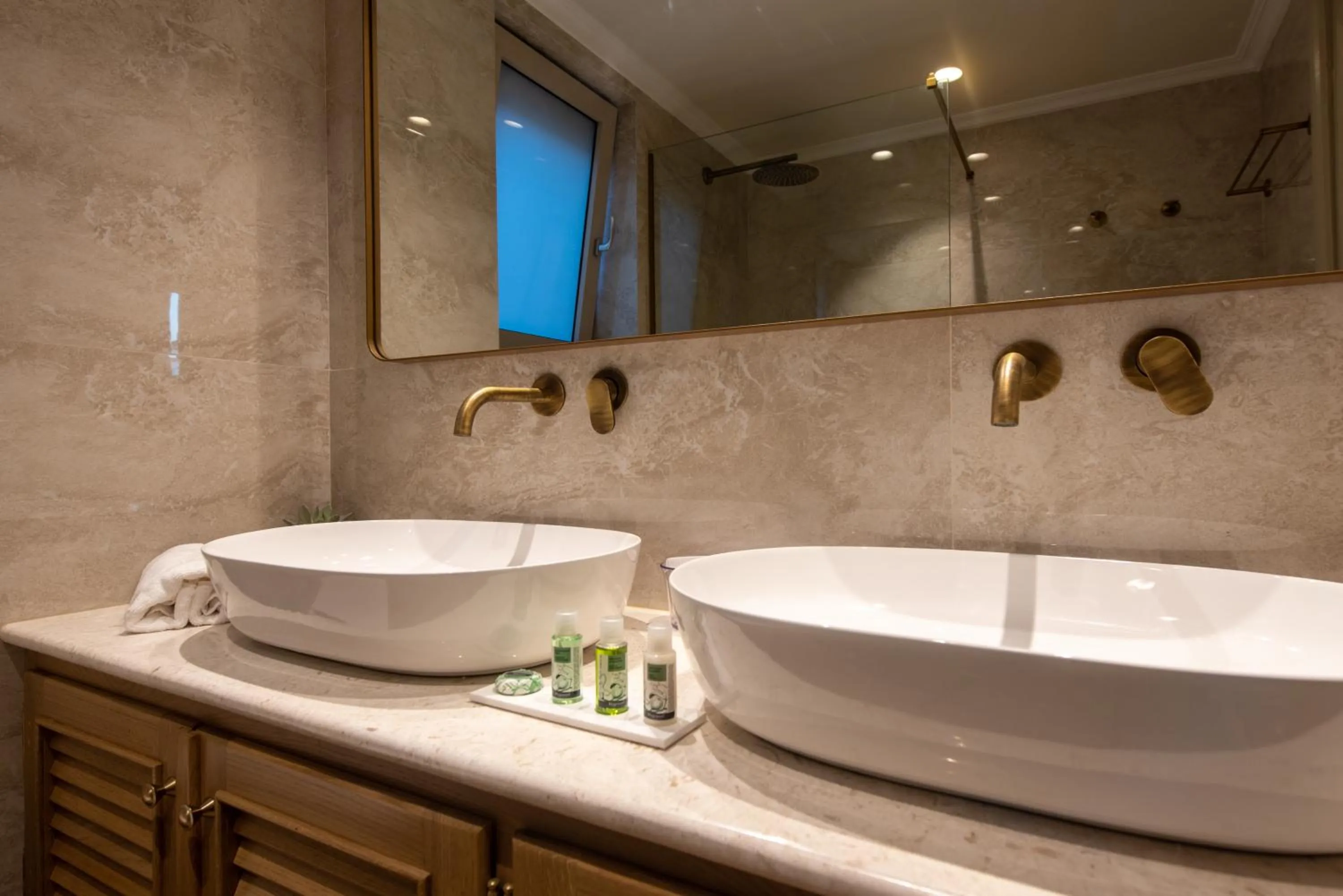 Bathroom in Capolavoro Suites
