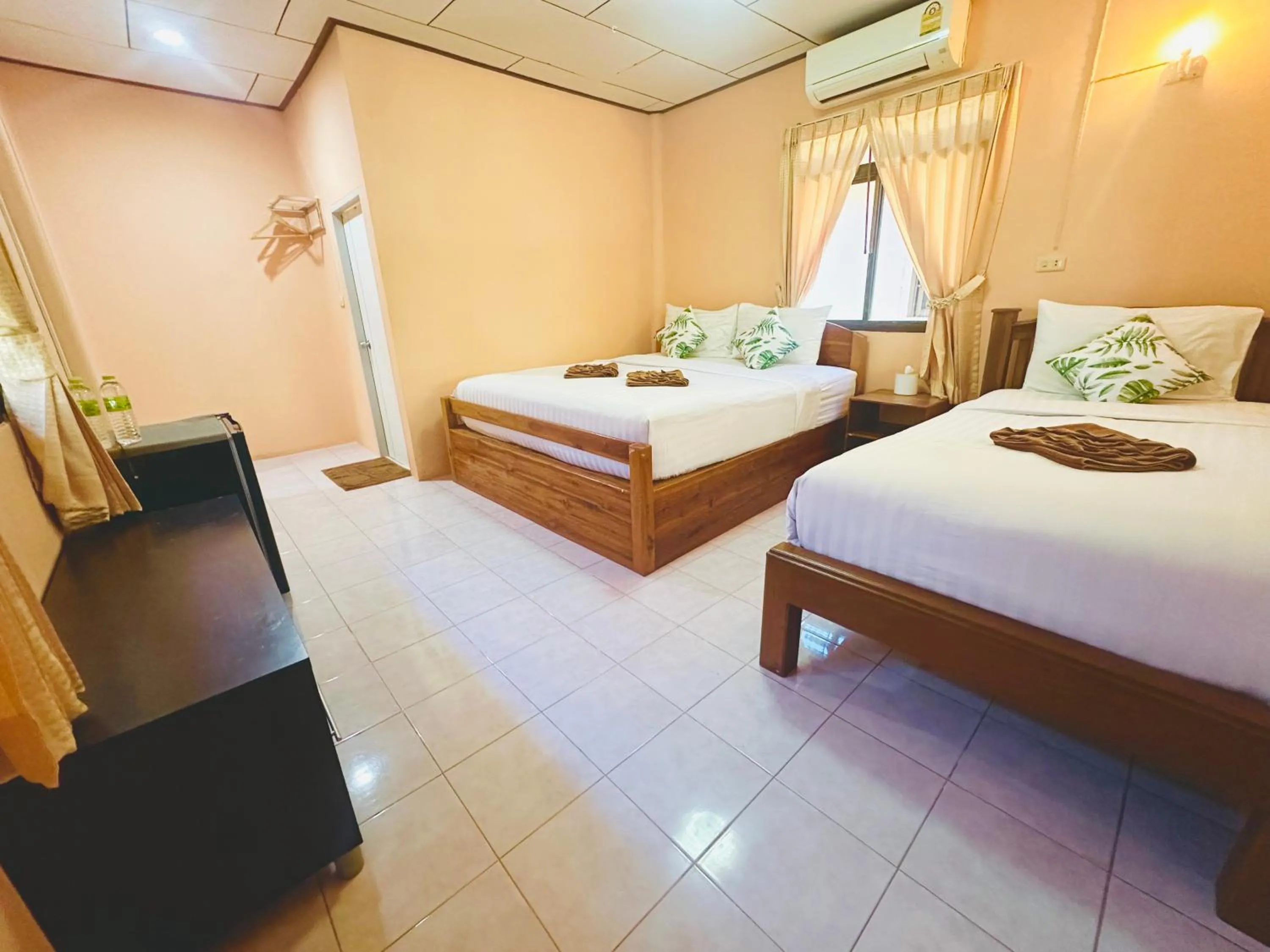 Bed in Family House Resort, Haad Rin
