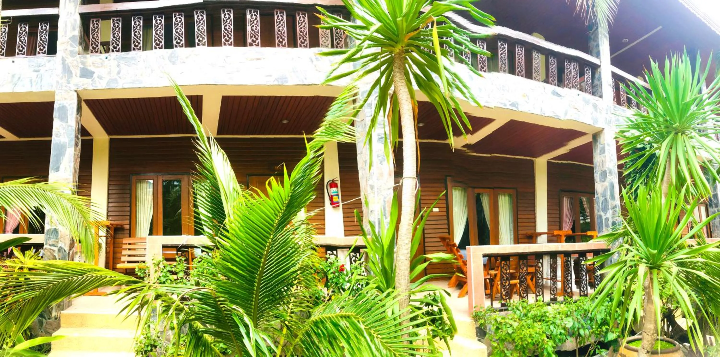 Property building in Family House Resort, Haad Rin