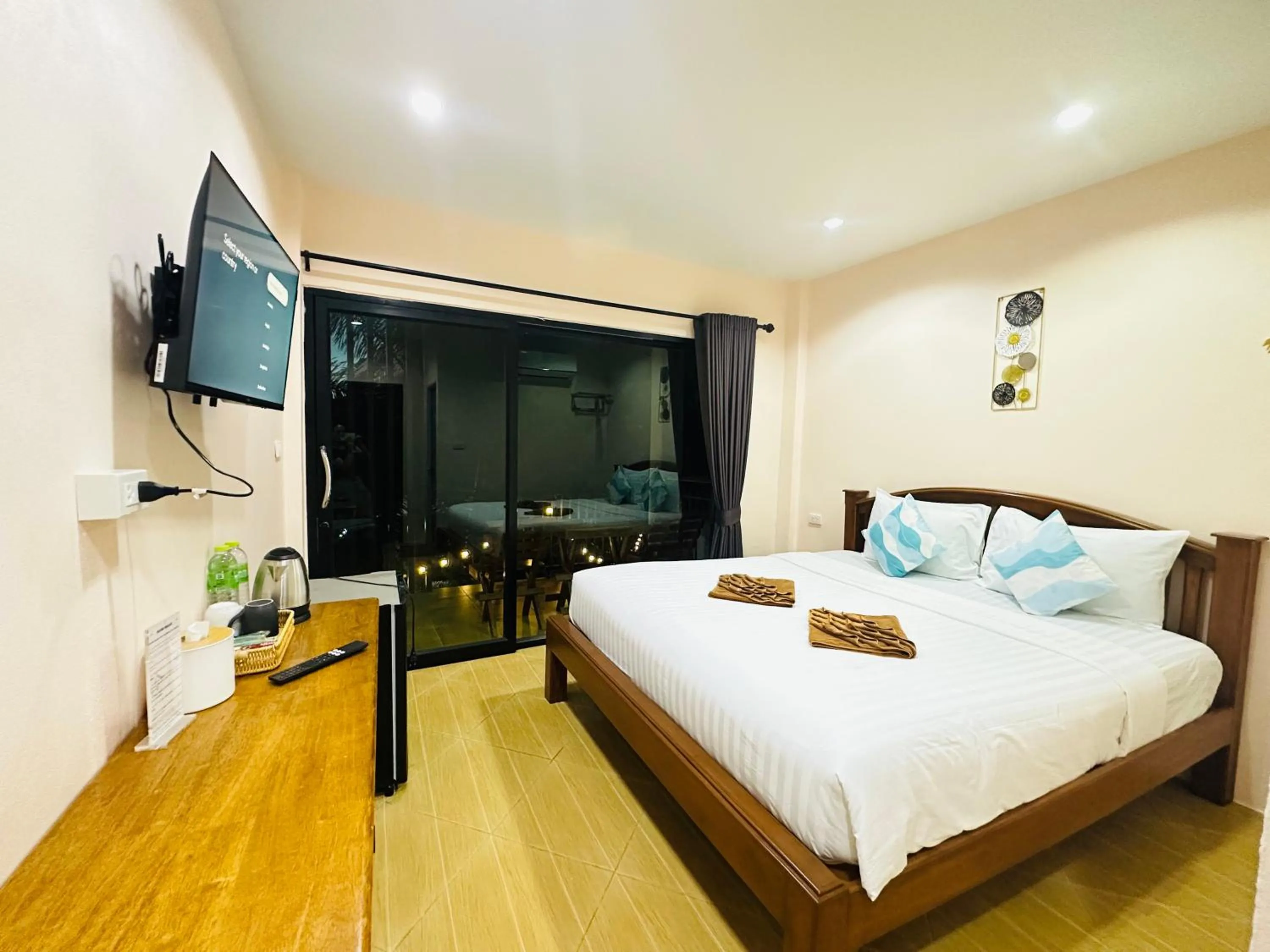Bedroom, Bed in Family House Resort, Haad Rin
