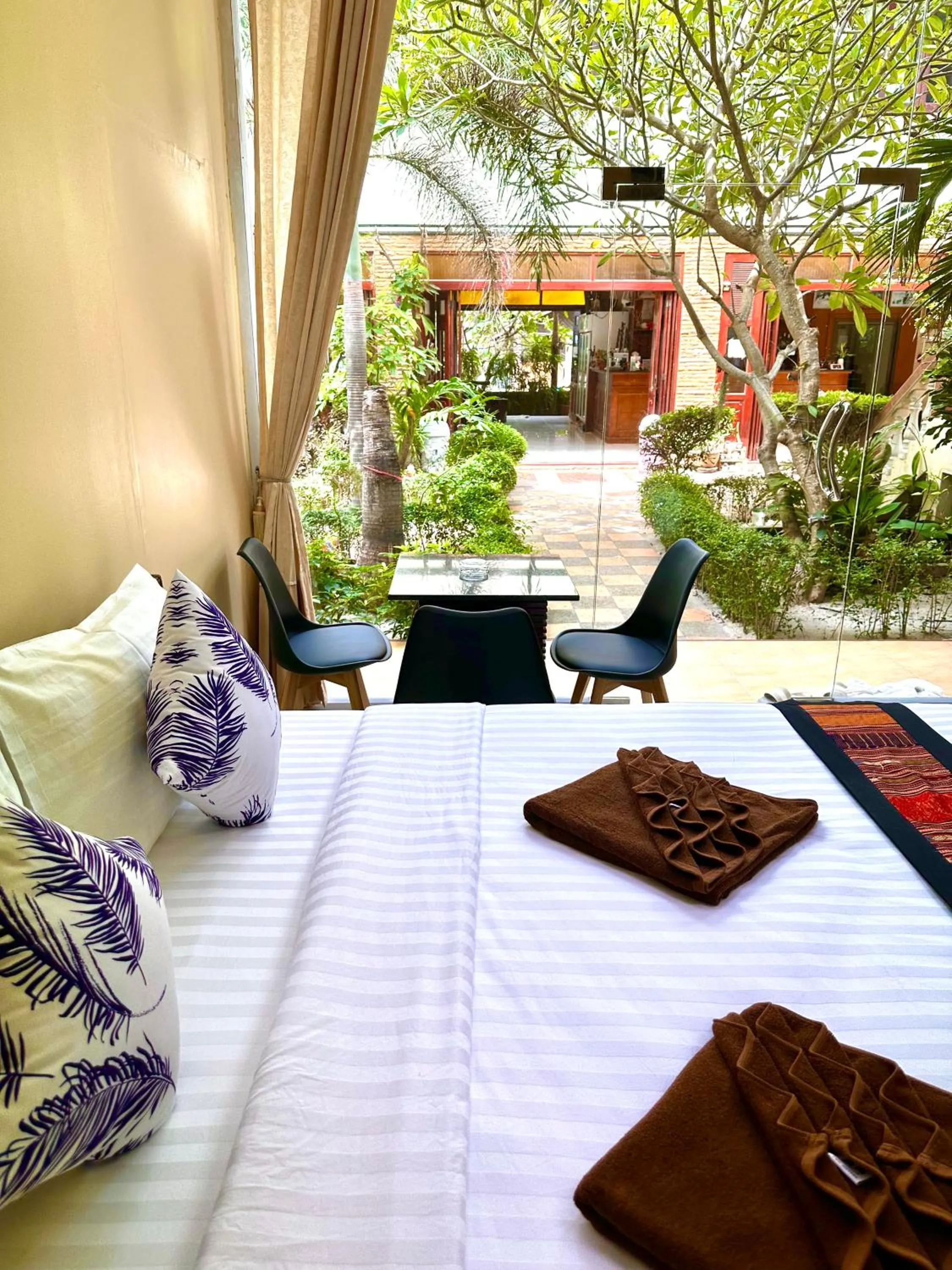 View (from property/room), Bed in Family House Resort, Haad Rin