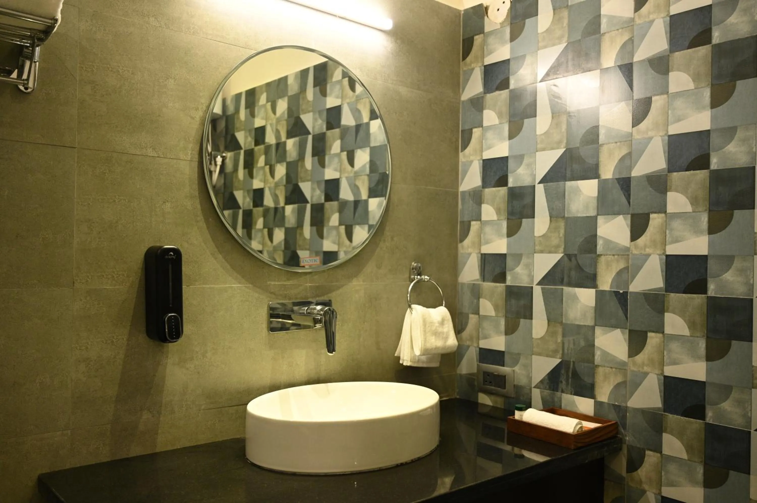 Bathroom in HOTEL JS SOUVENIR