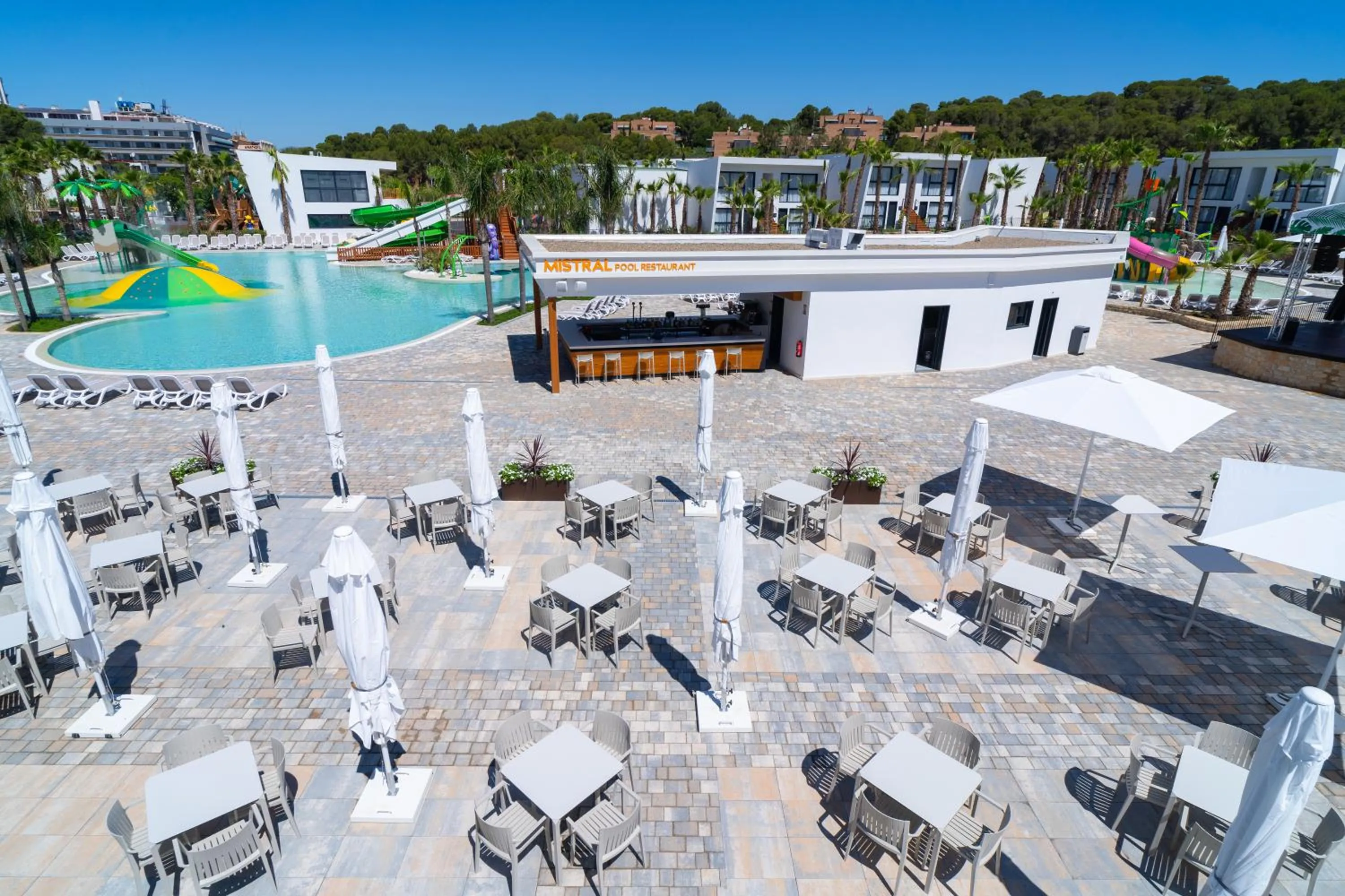 Restaurant/places to eat in Alannia Salou