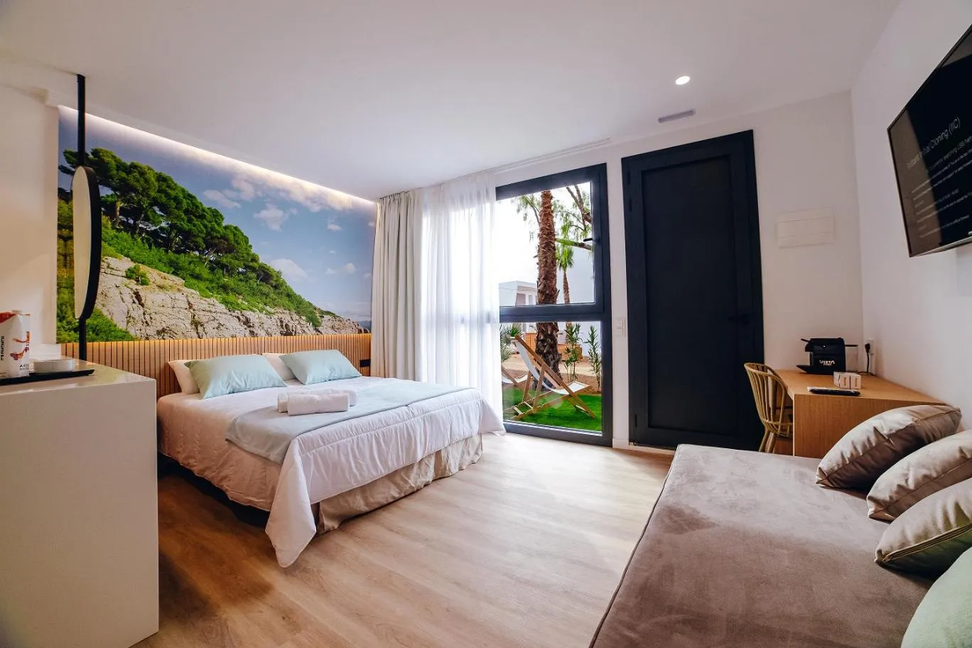 Bed in Alannia Salou