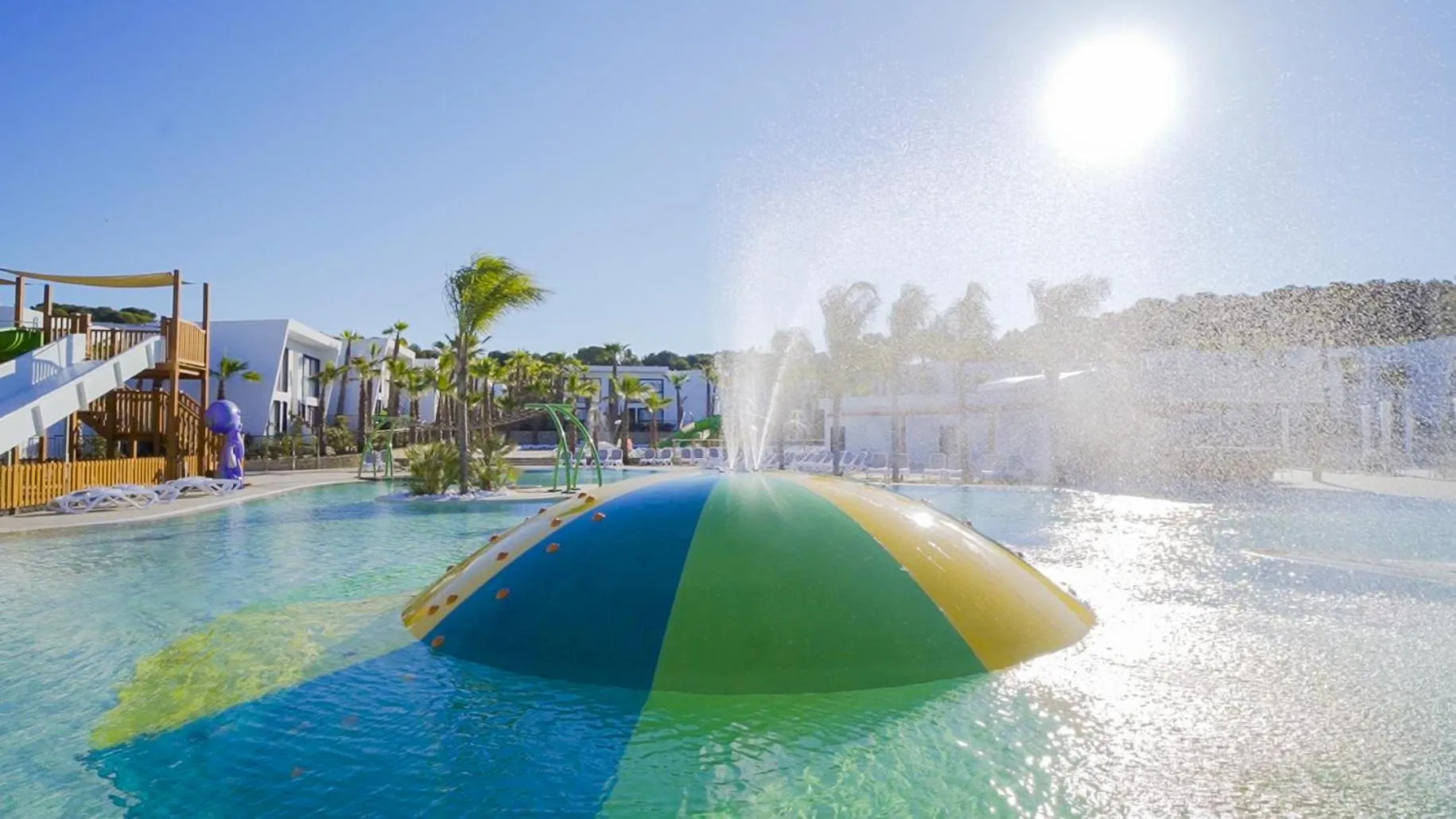 Aqua park in Alannia Salou