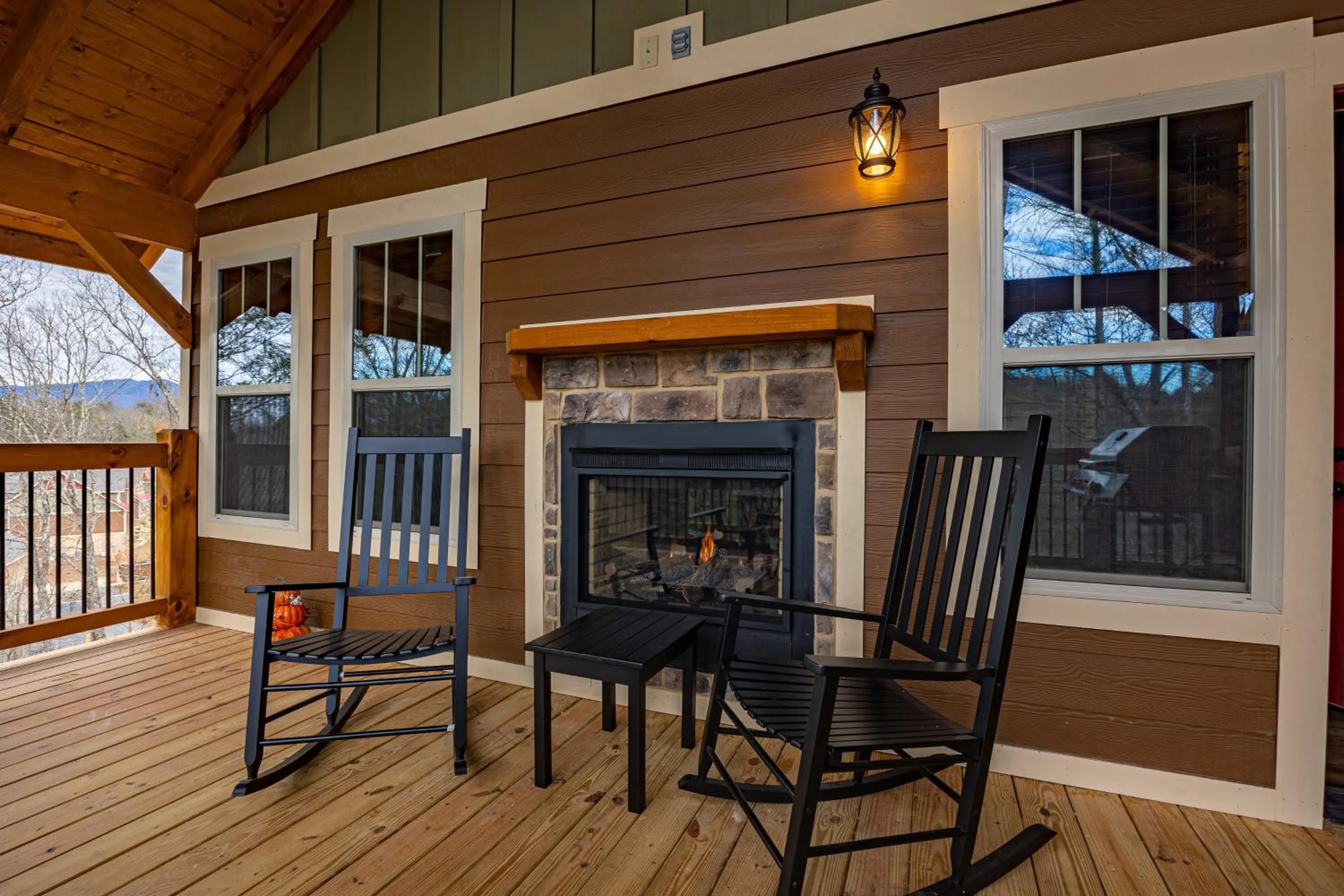 Mountain Sunrise Pool Cottage chalet