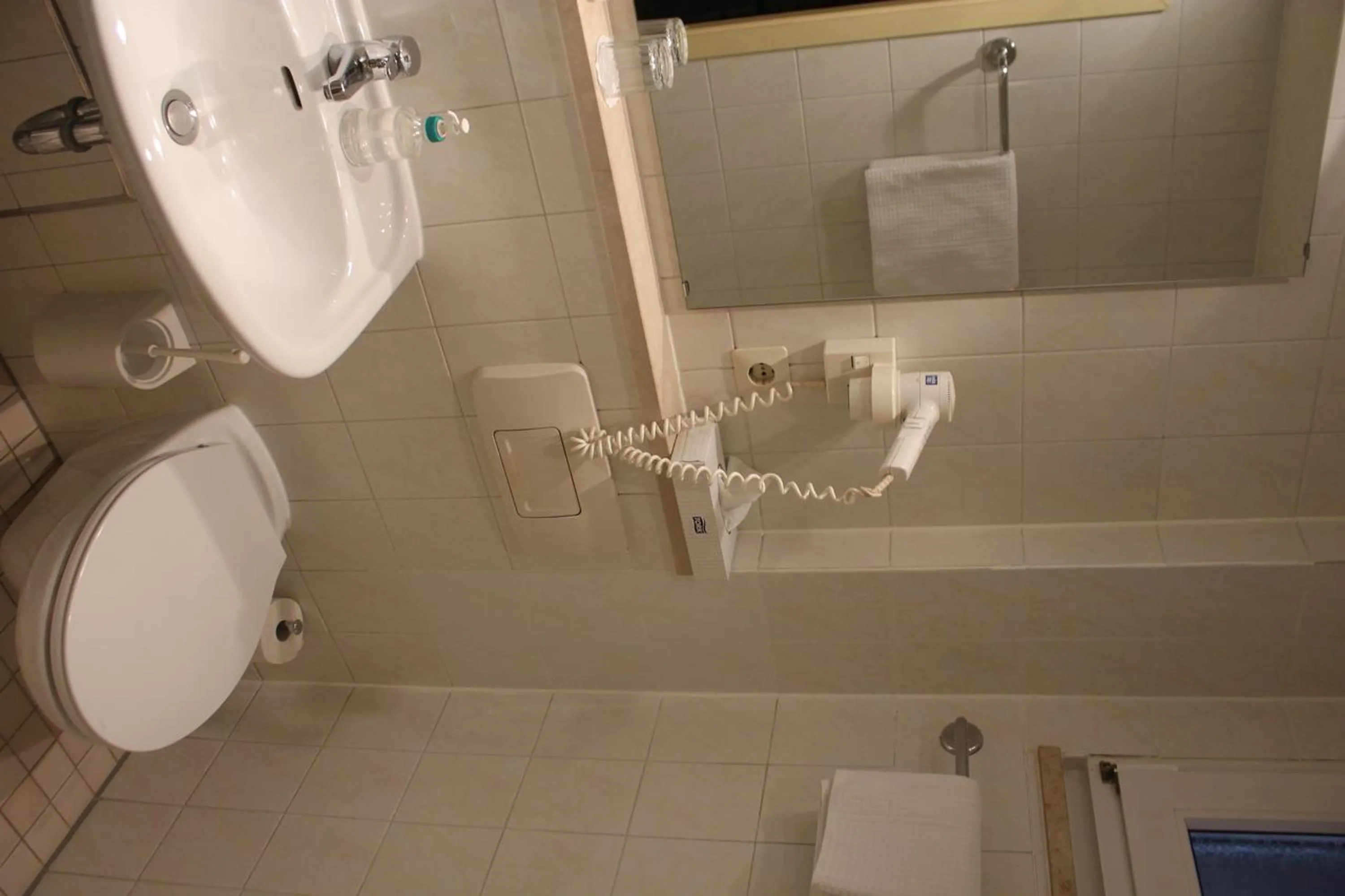 Bathroom in Hotel Heidelberger Hof