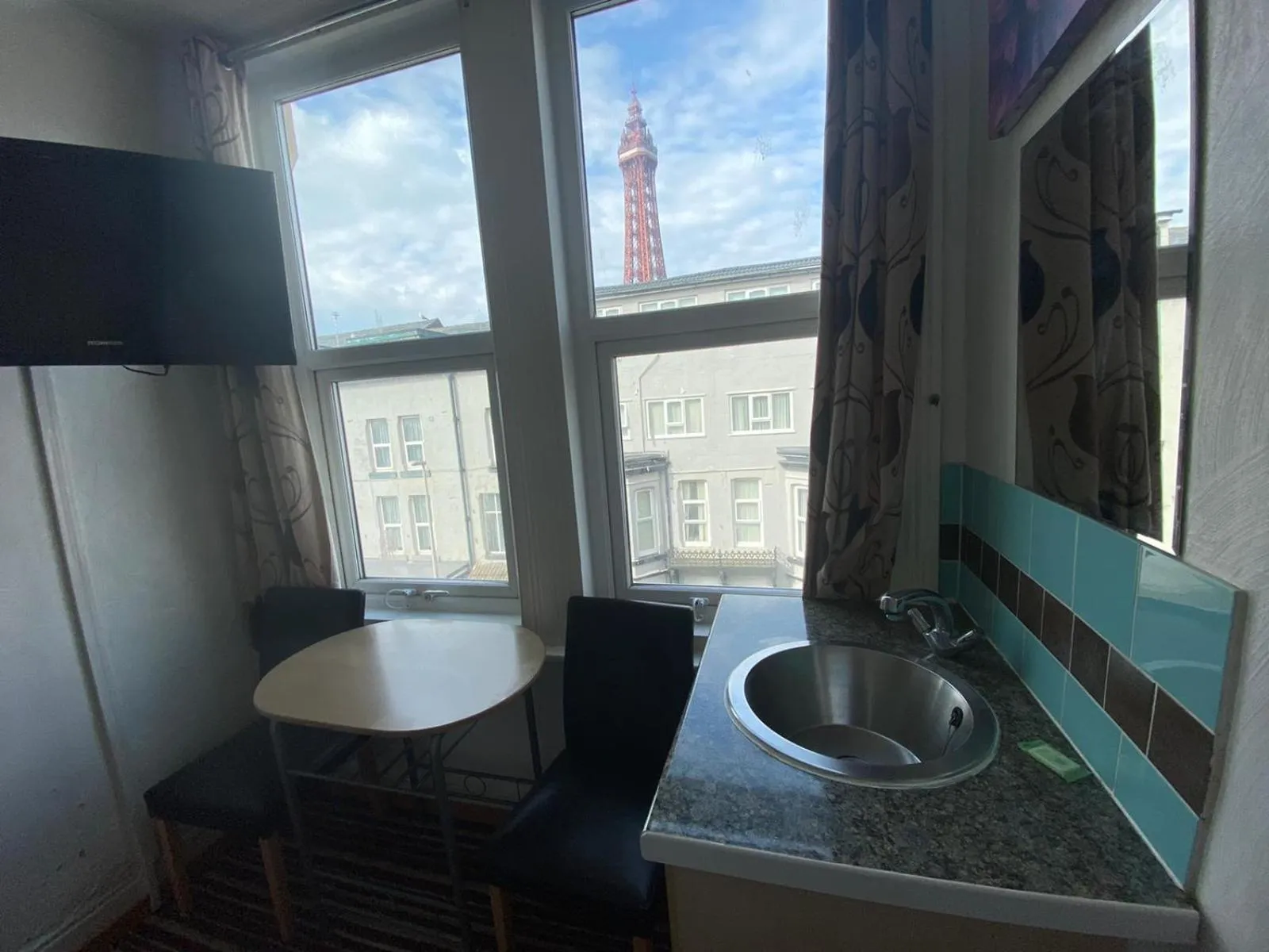 Nearby landmark in Mellory hotel