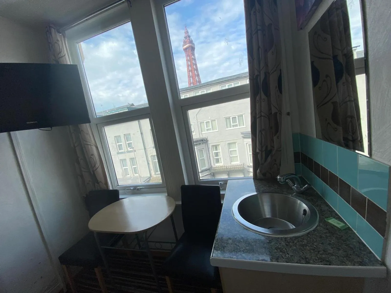 Nearby landmark in Mellory hotel