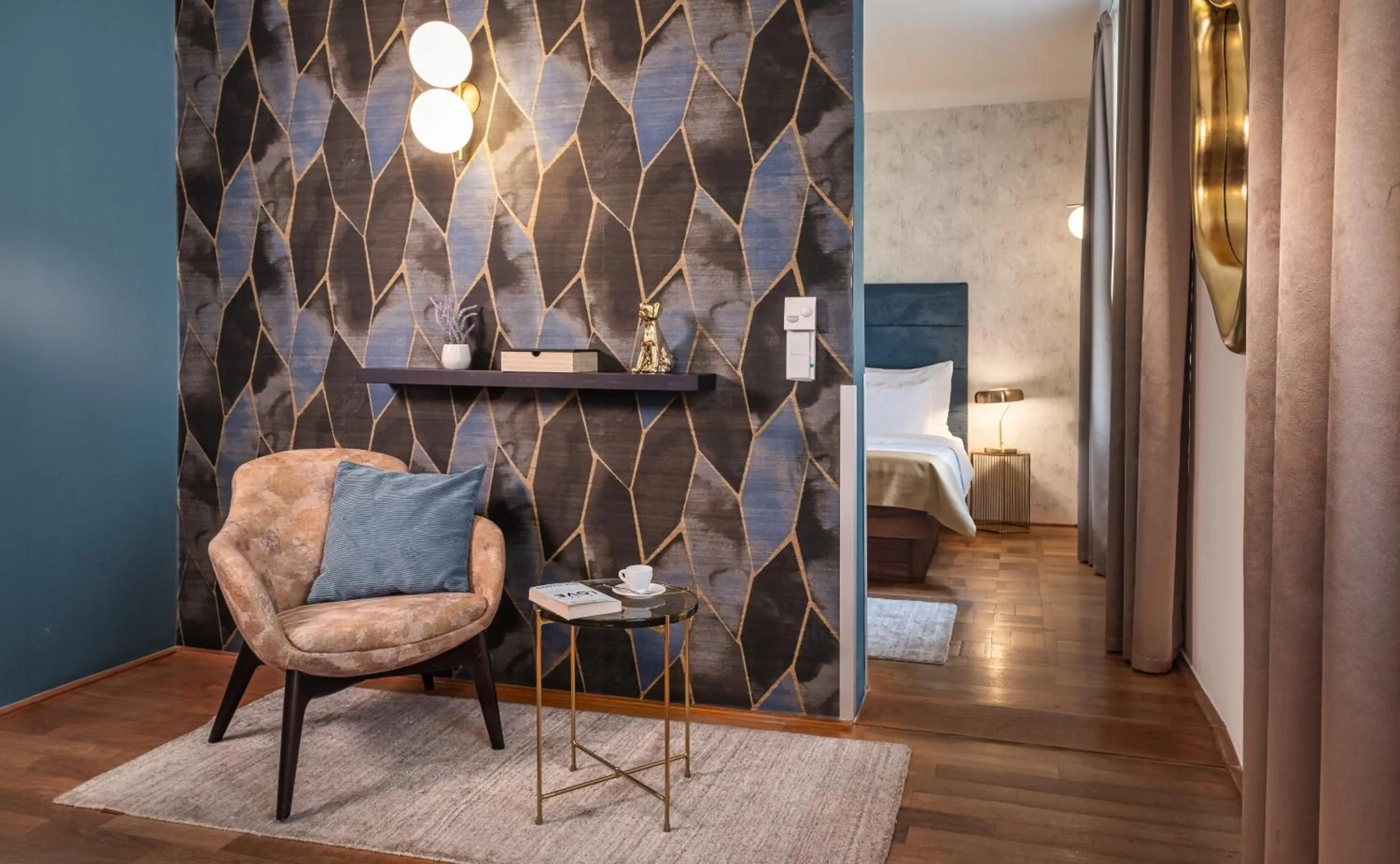 Photo of the whole room in Golden Angel Suites by Adrez