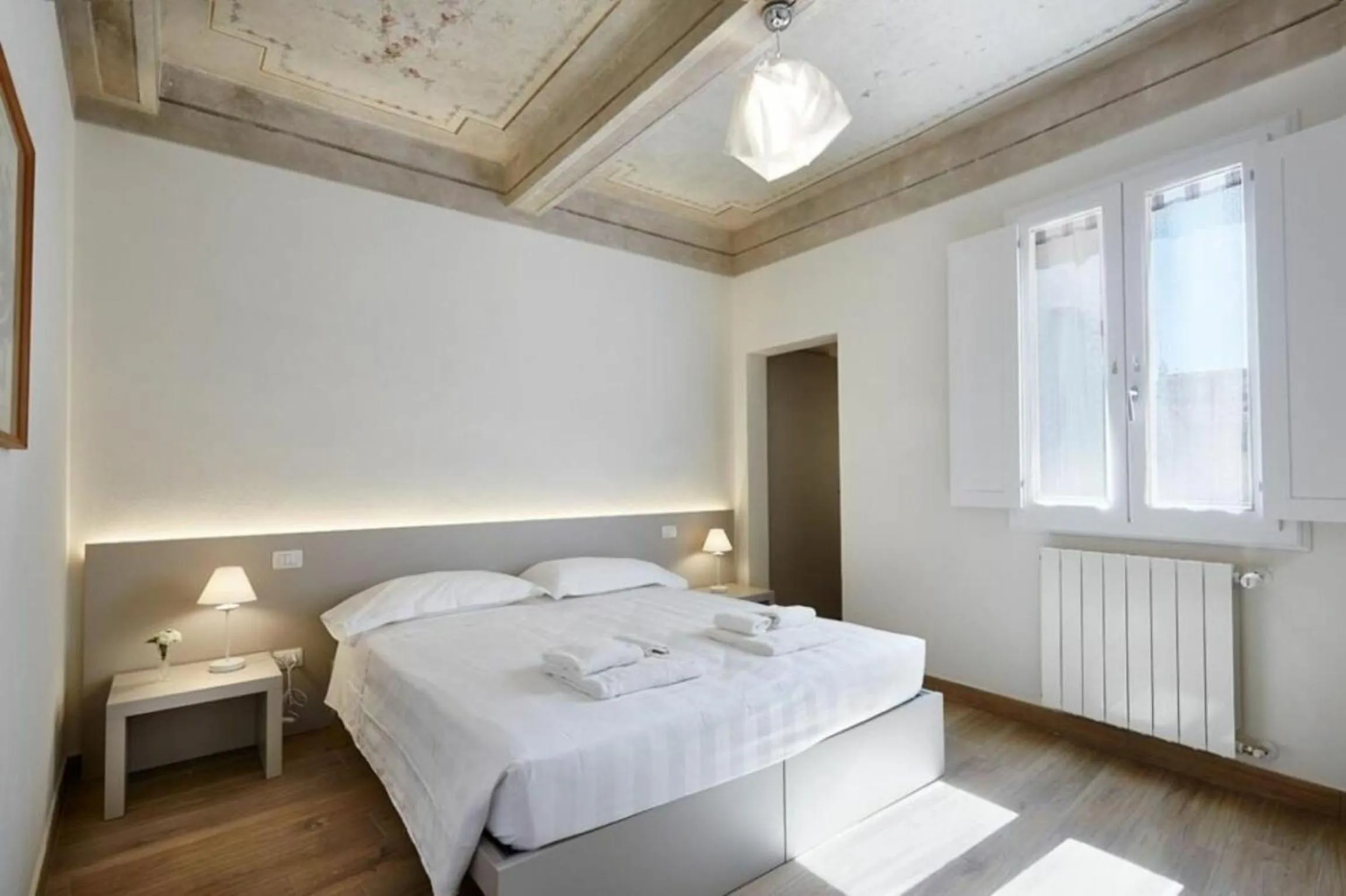 Bedroom, Bed in Giulia e Valentina by Halldis